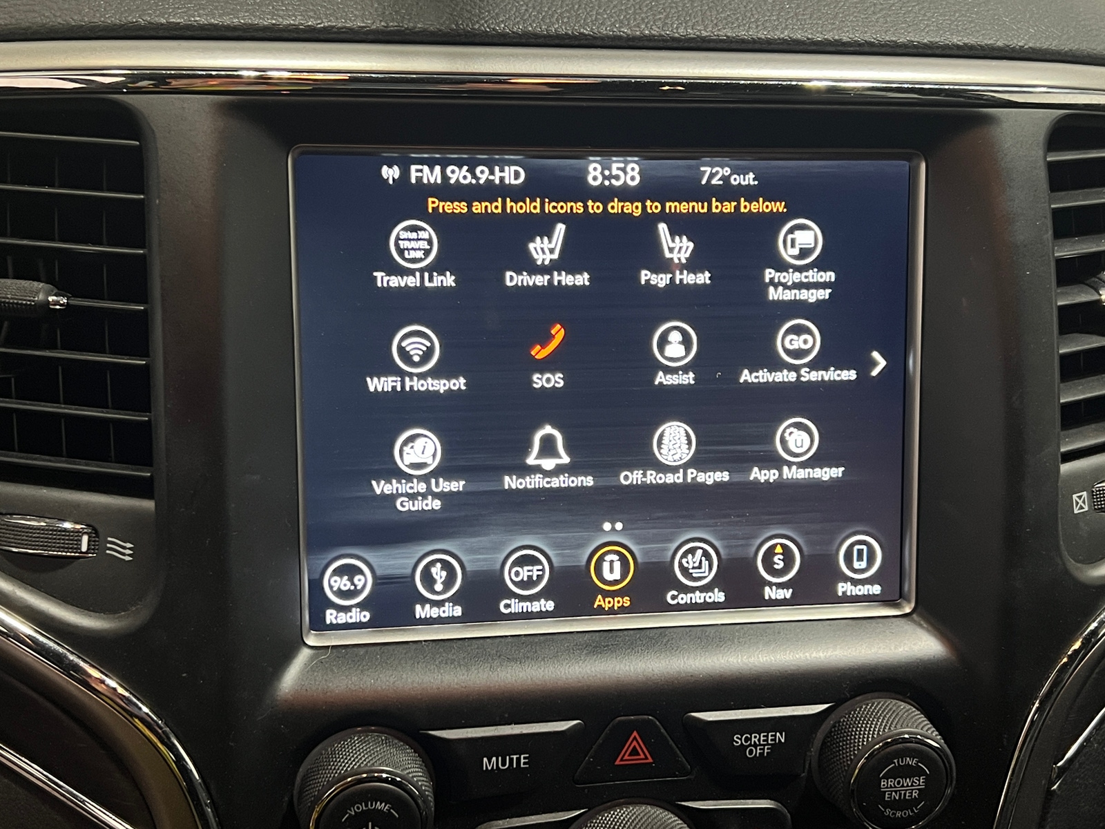 Thumbnail: 2018 Jeep Grand Cherokee - 3
