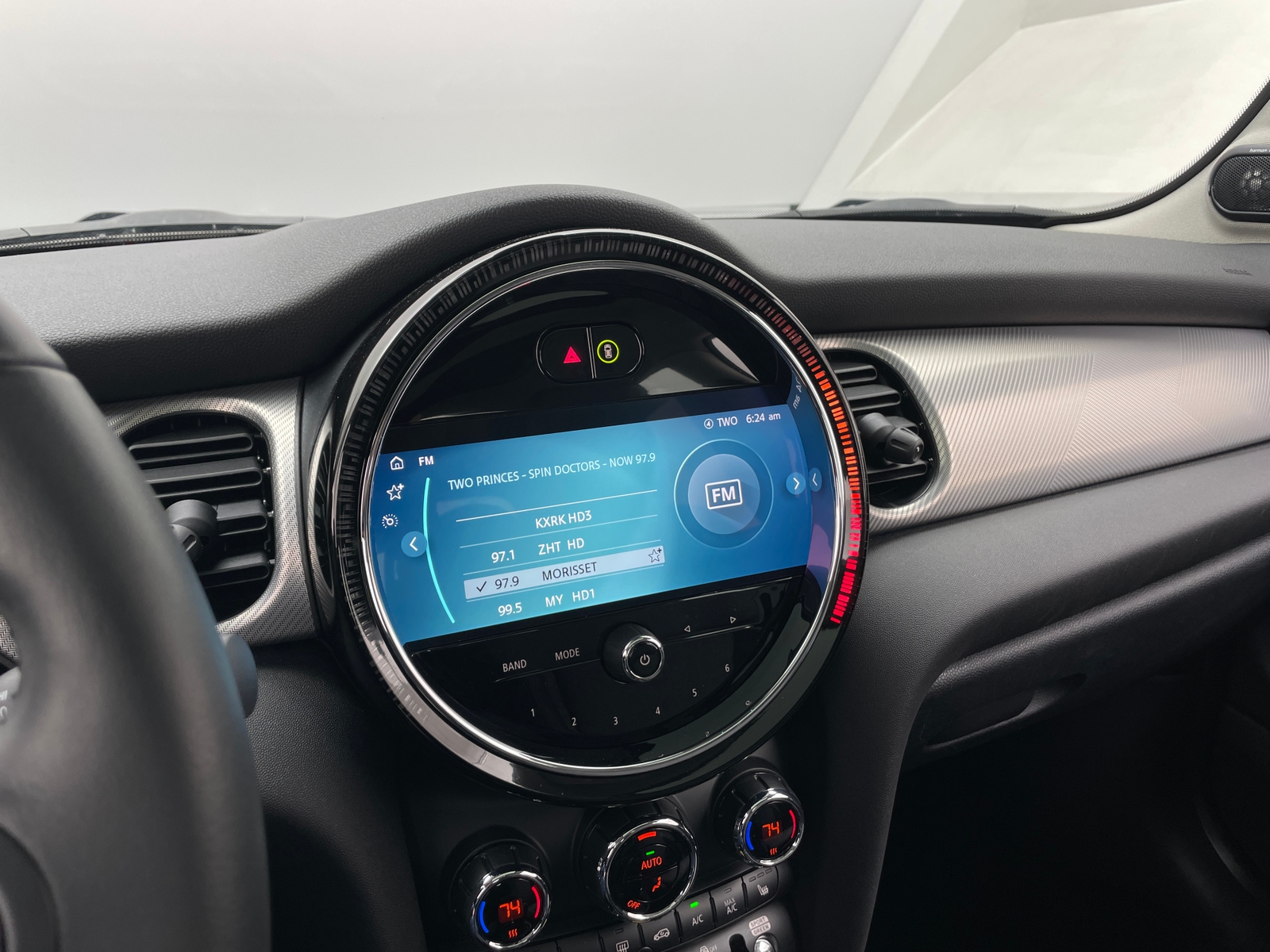 Thumbnail: 2023 MINI Cooper Hardtop - 3