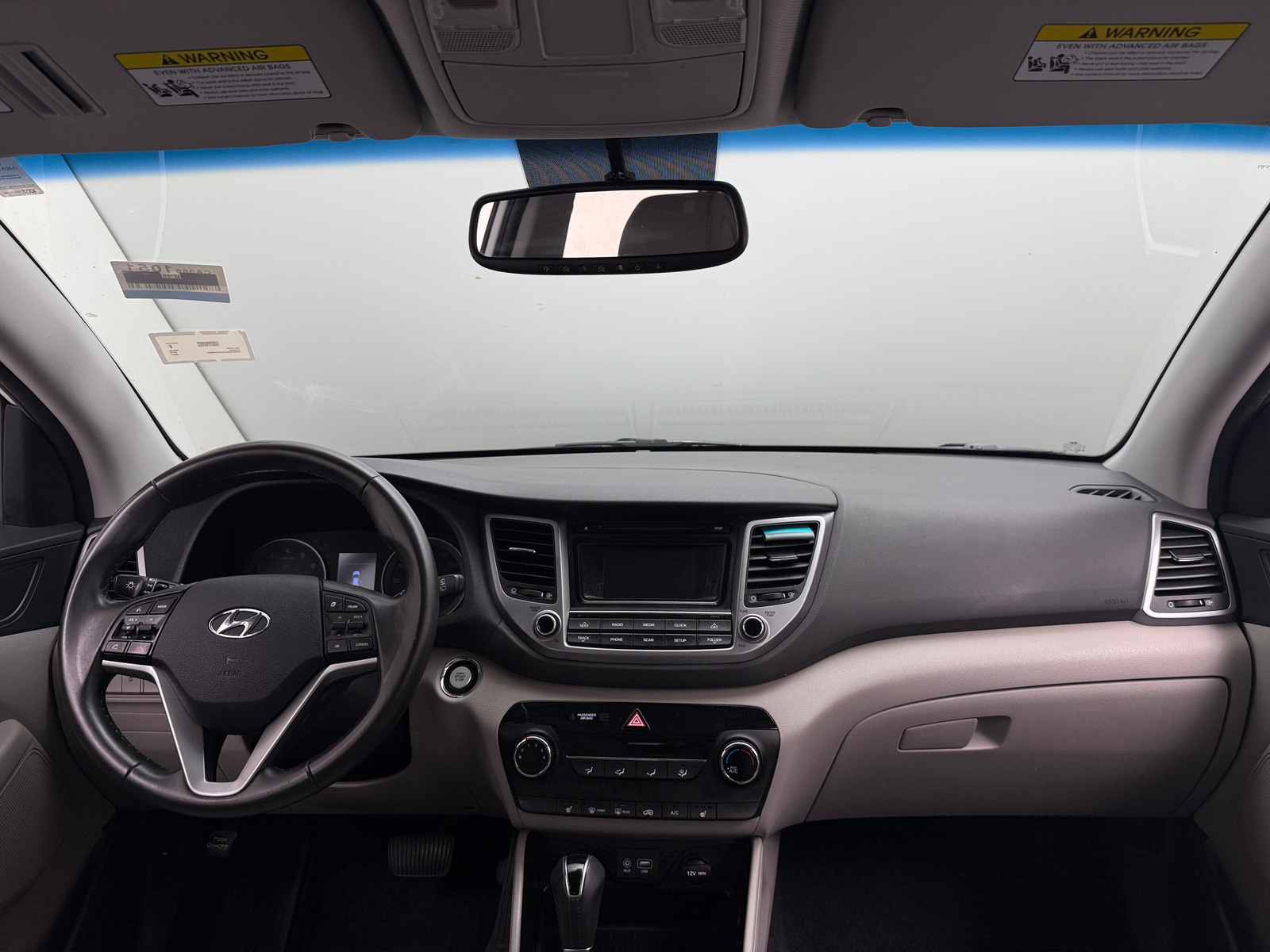 Thumbnail: 2017 Hyundai Tucson - 3