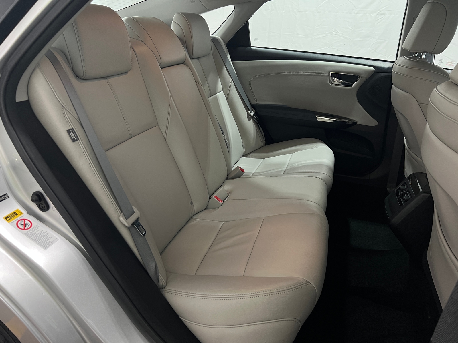 Thumbnail: 2013 Toyota Avalon - 5