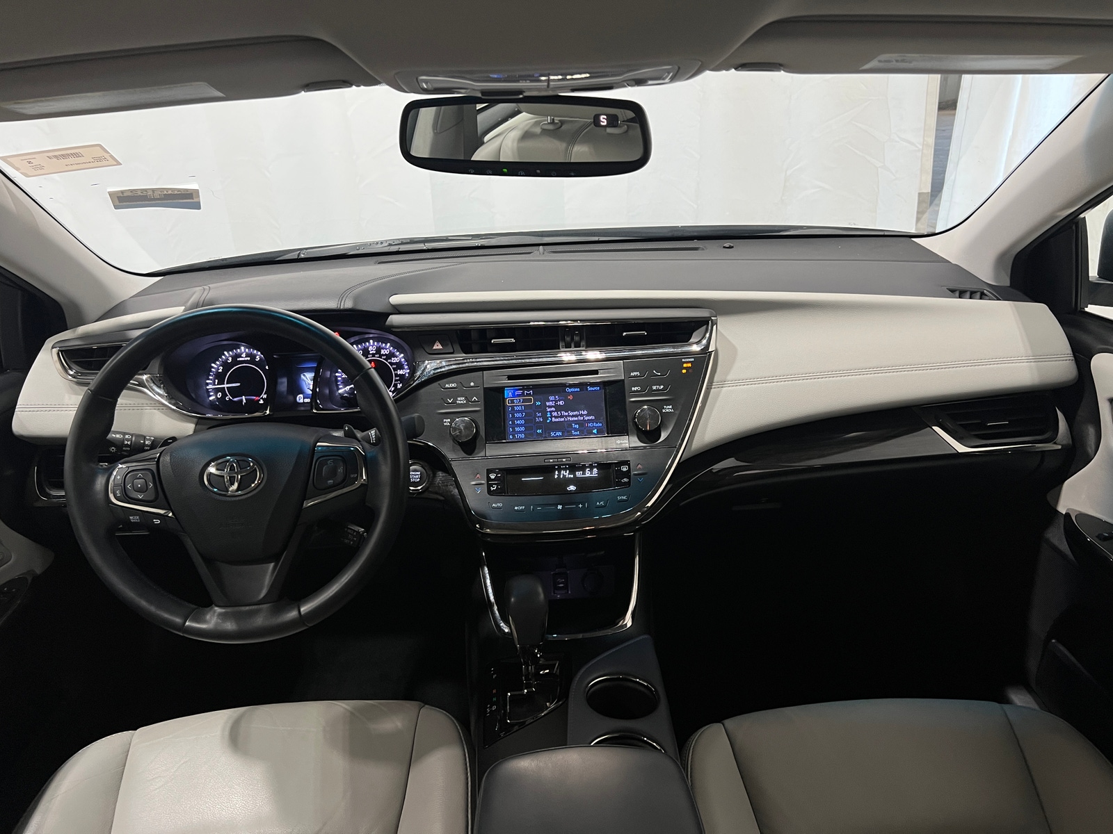 Thumbnail: 2013 Toyota Avalon - 2