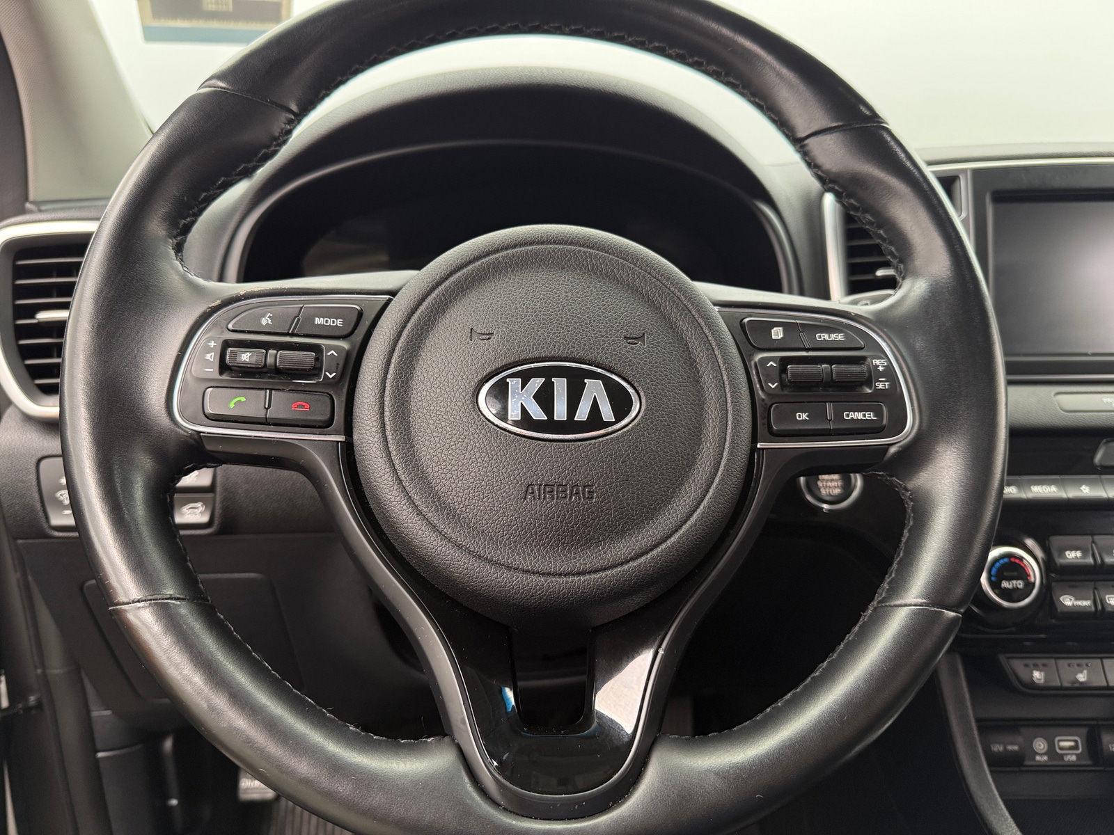 Thumbnail: 2018 Kia Sportage - 4