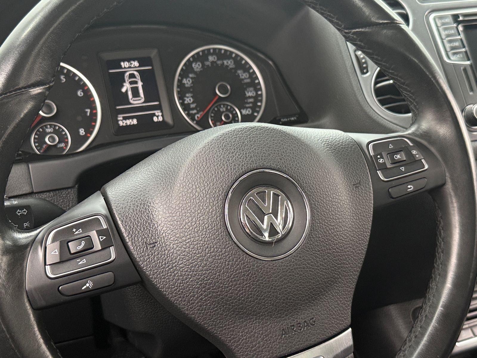 Thumbnail: 2017 Volkswagen Tiguan - 5