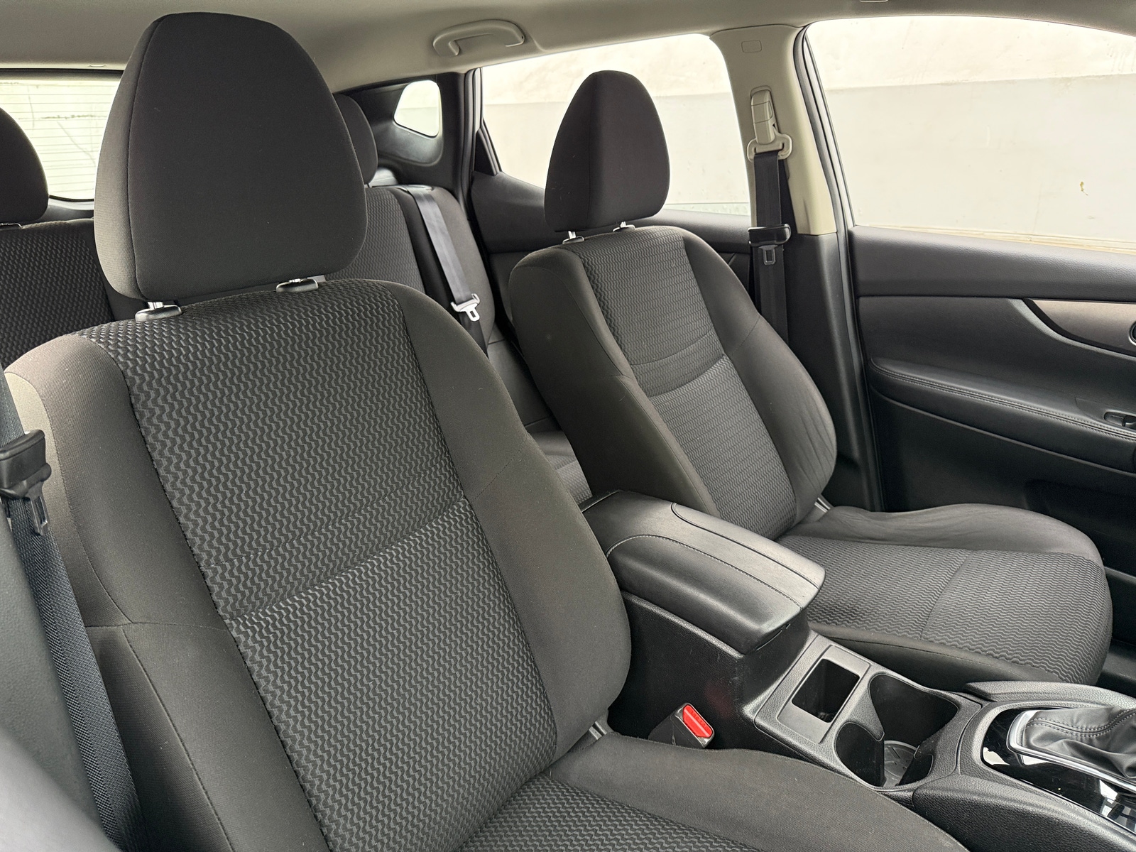 Thumbnail: 2018 Nissan Rogue Sport - 2
