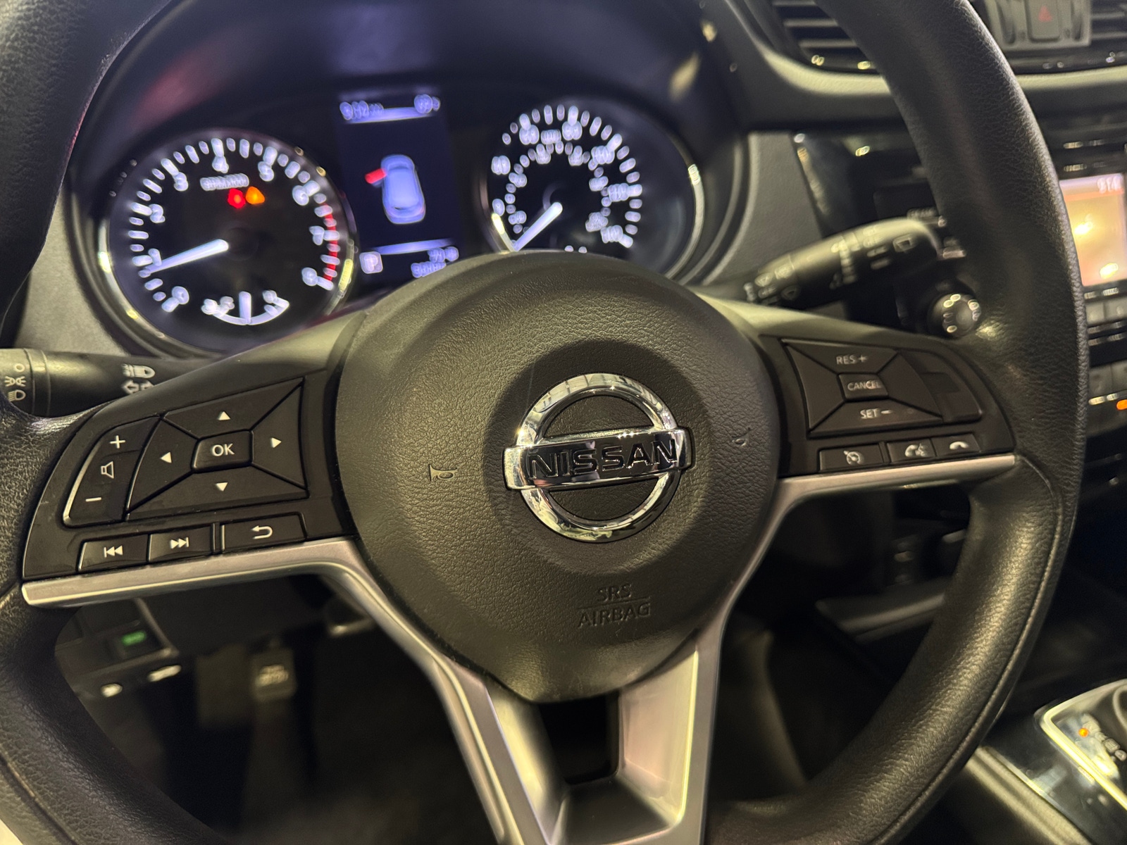 Thumbnail: 2018 Nissan Rogue Sport - 5