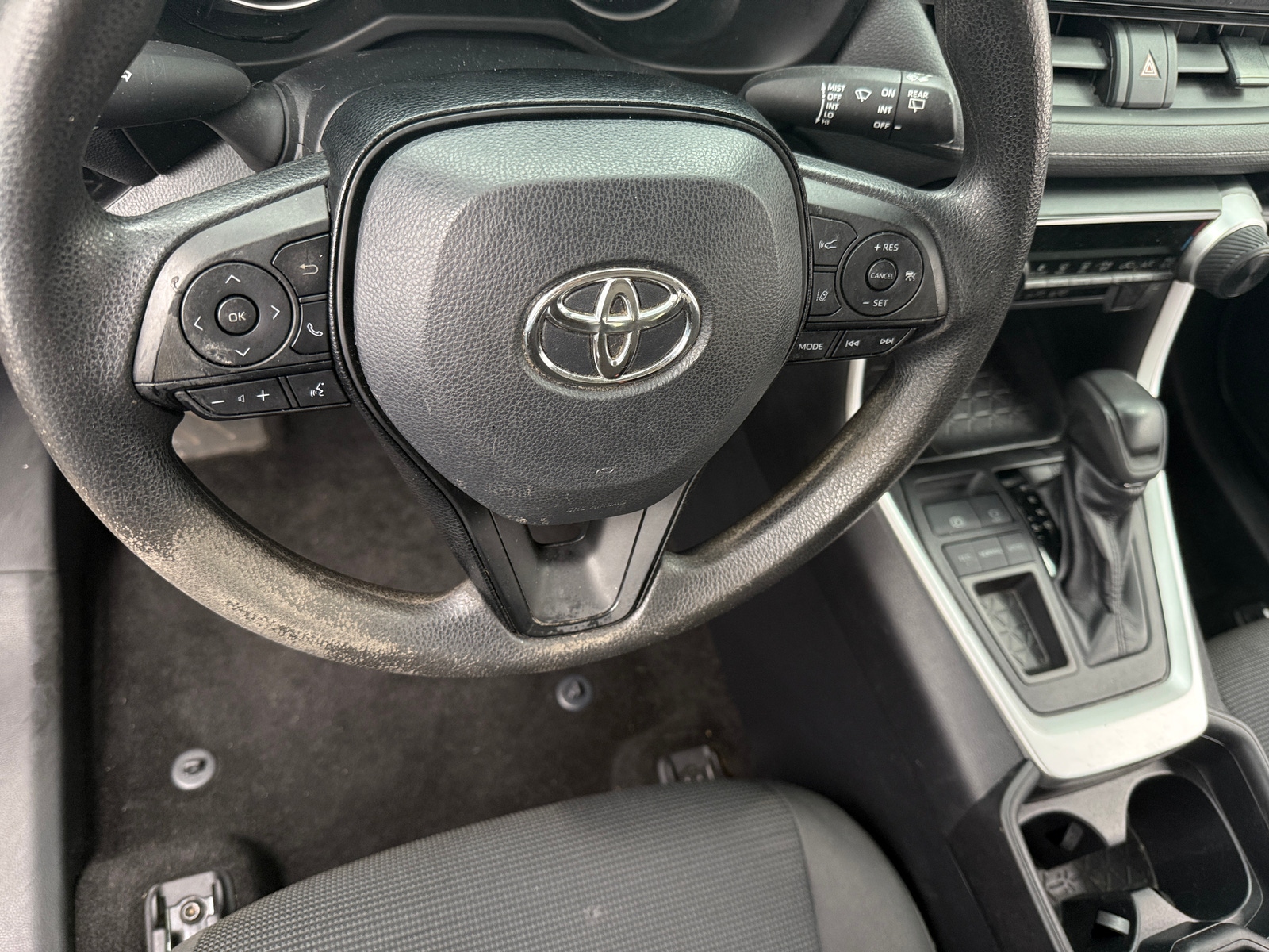 Thumbnail: 2019 Toyota RAV4 - 5