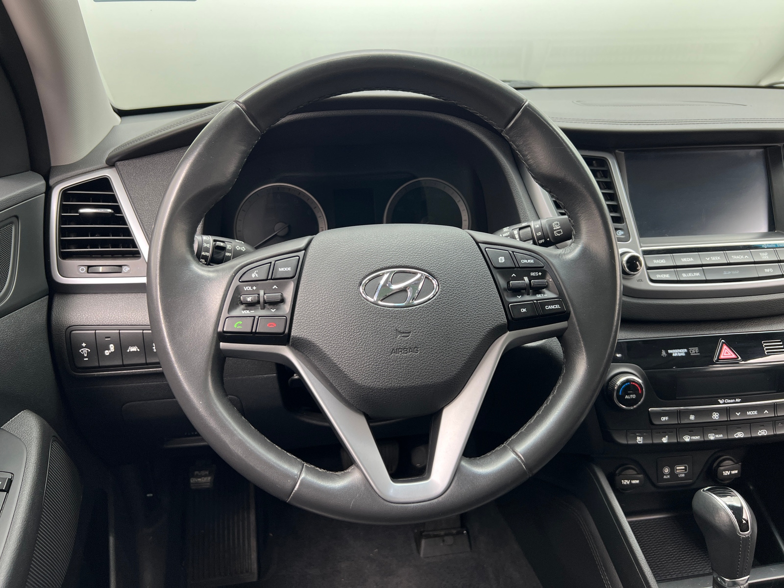 Thumbnail: 2016 Hyundai Tucson - 4