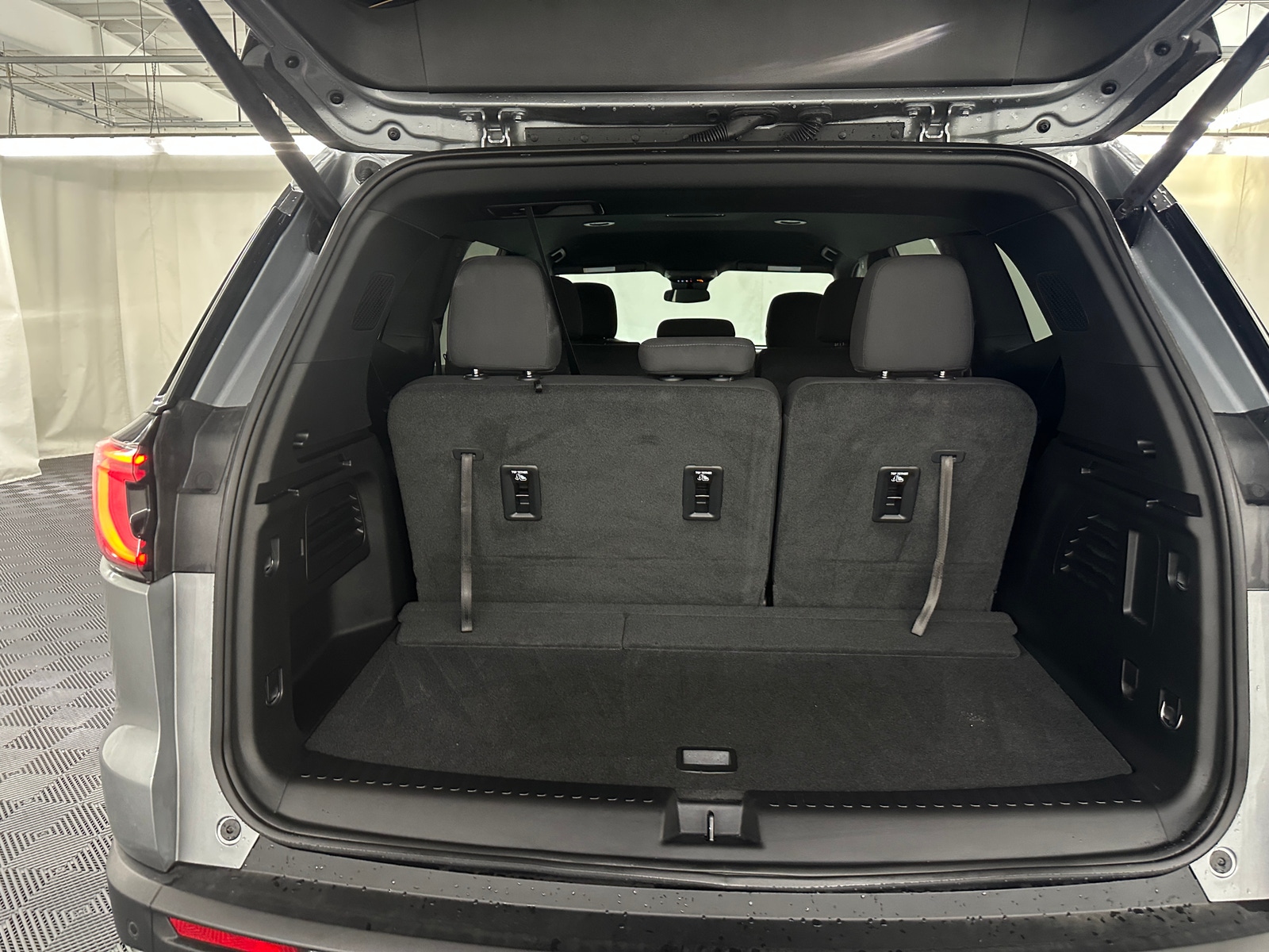 Thumbnail: 2025 GMC Acadia - 7