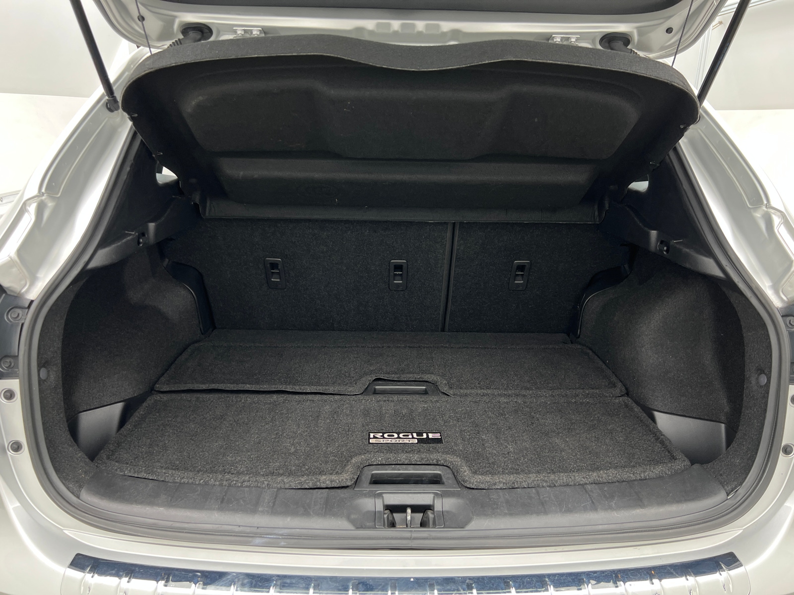 Thumbnail: 2022 Nissan Rogue Sport - 6