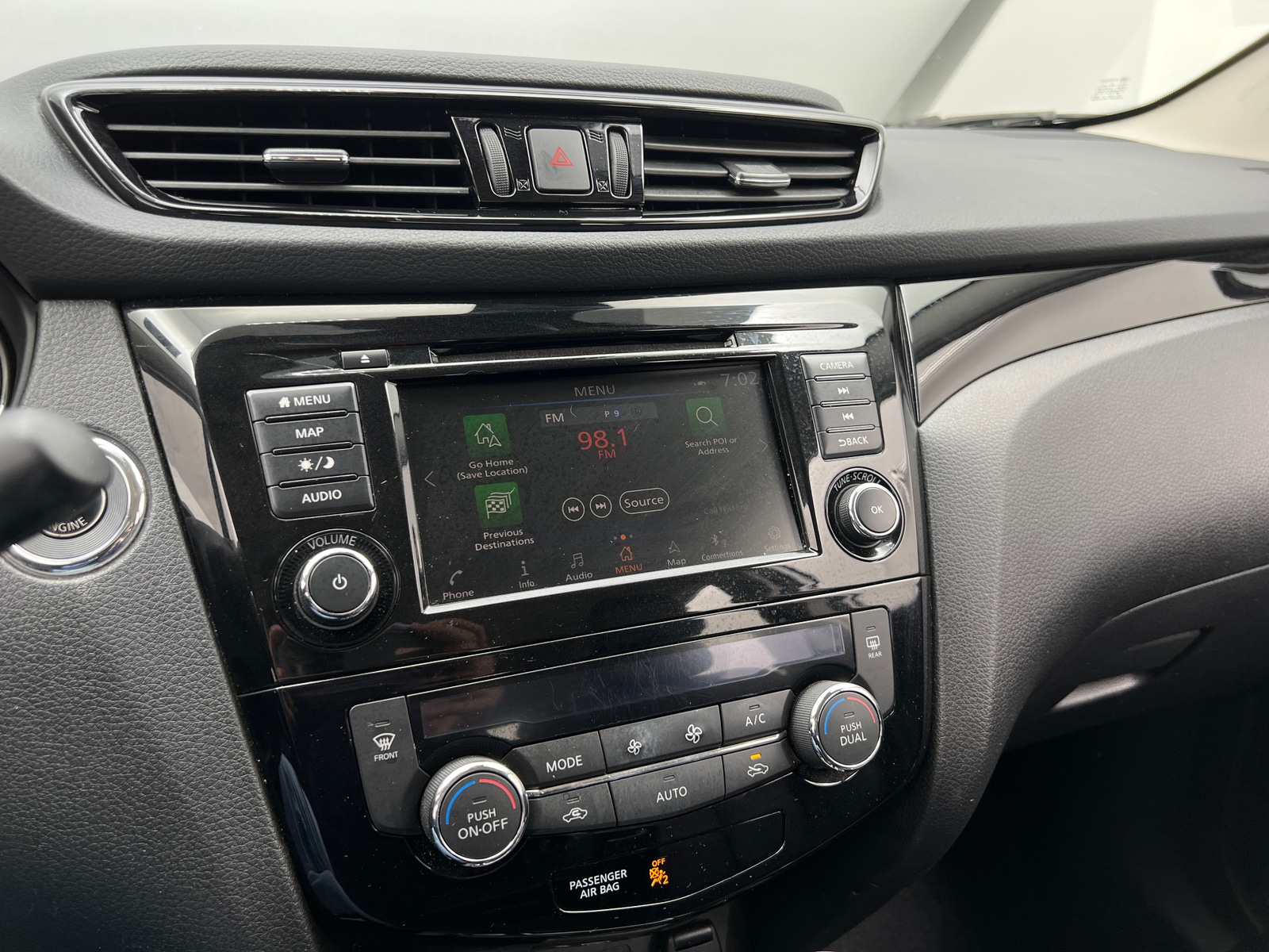 Thumbnail: 2022 Nissan Rogue Sport - 3