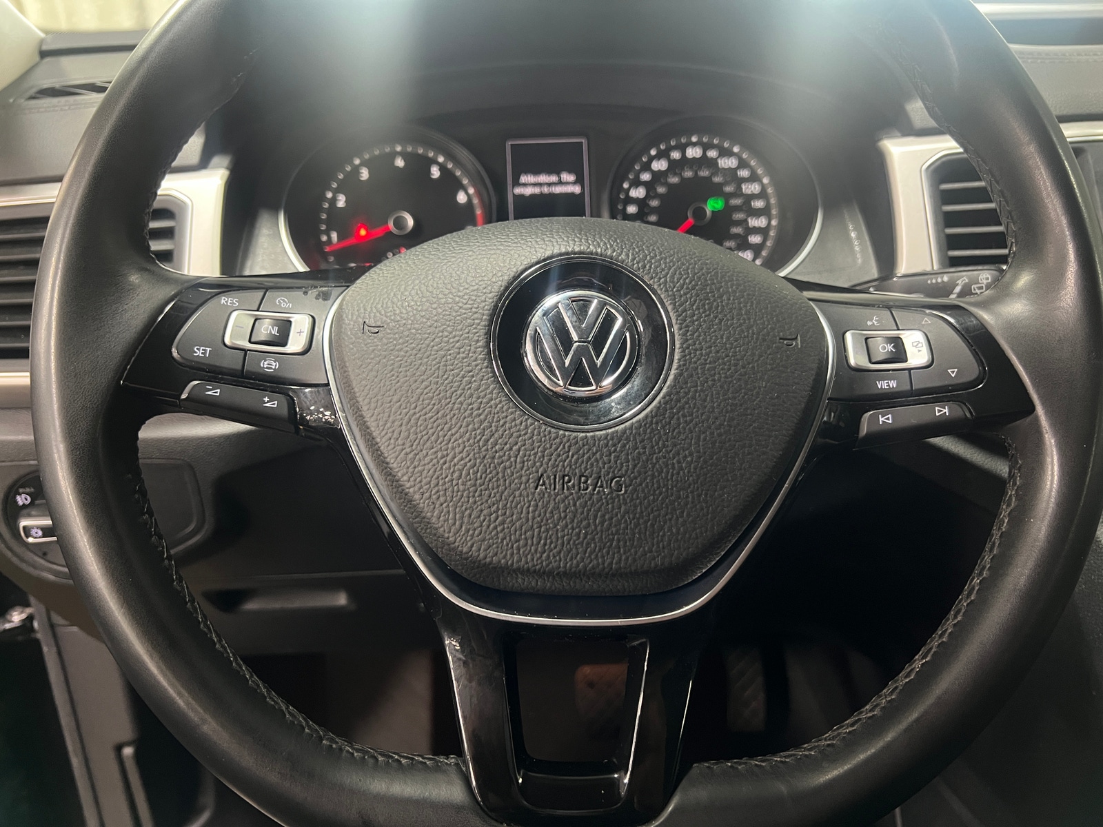 Thumbnail: 2019 Volkswagen Atlas - 4