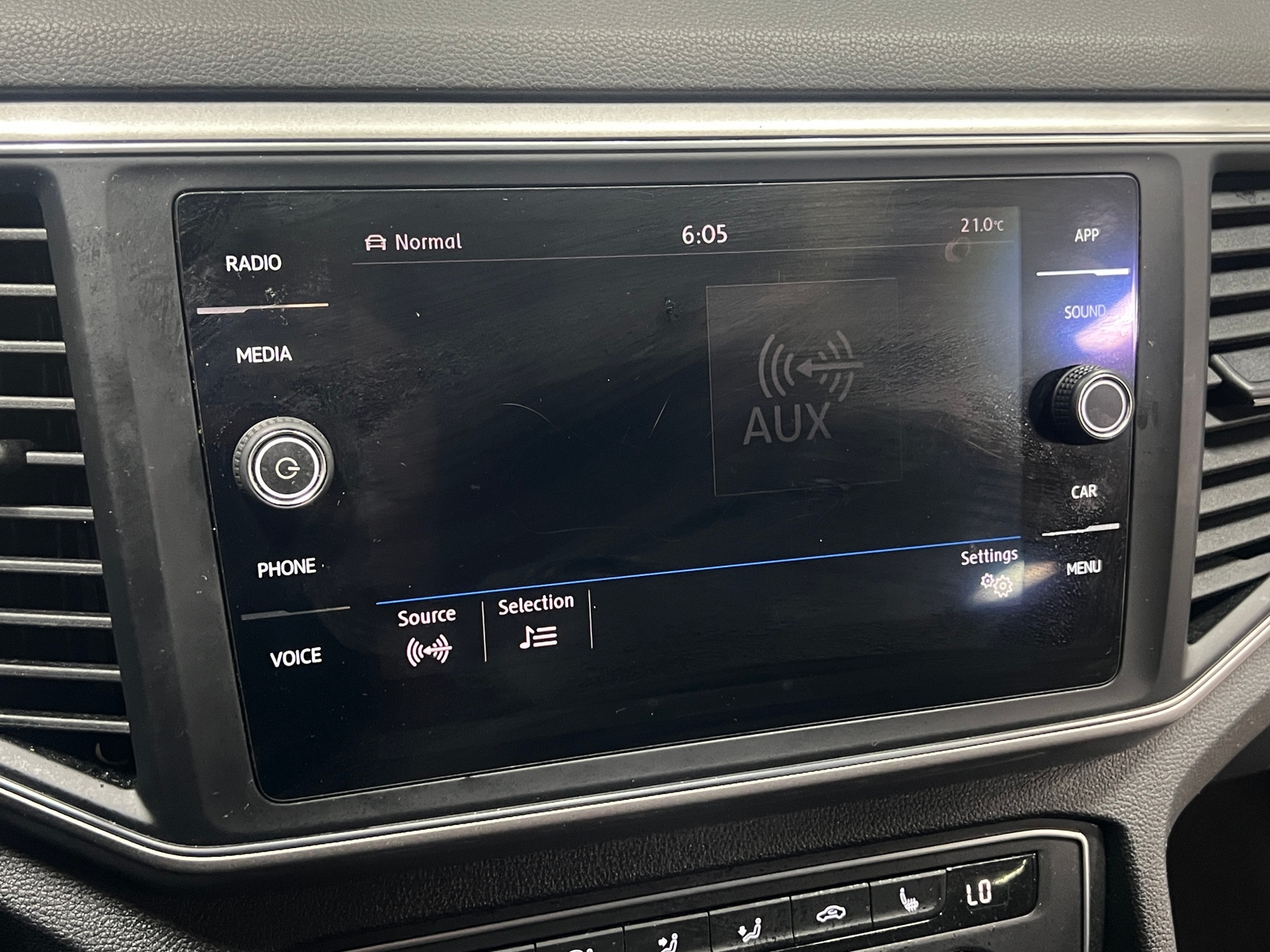 Thumbnail: 2019 Volkswagen Atlas - 3