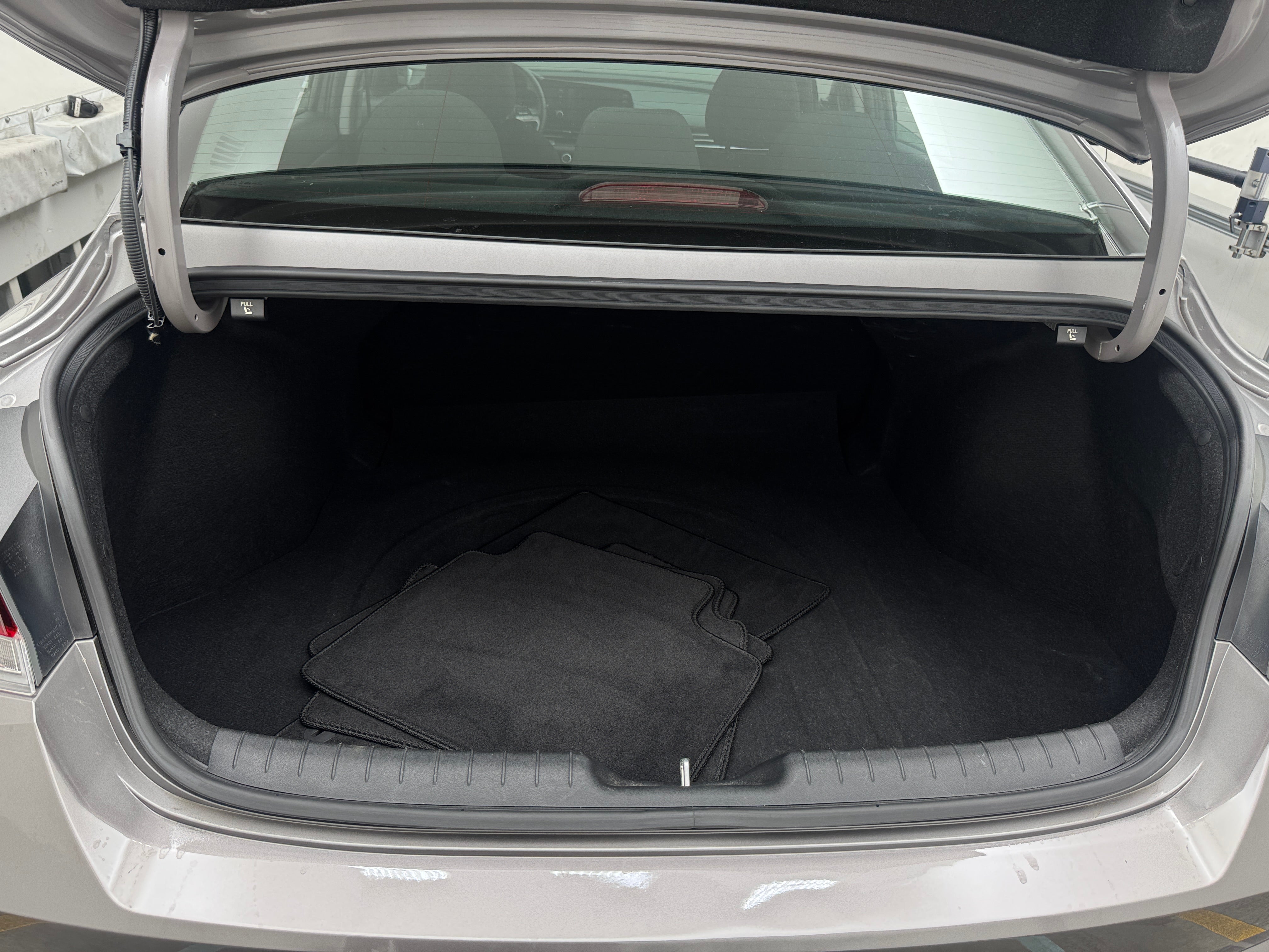 Used 2021 Hyundai Elantra SEL with VIN KMHLM4AG8MU134527 for sale in Oak Creek, WI