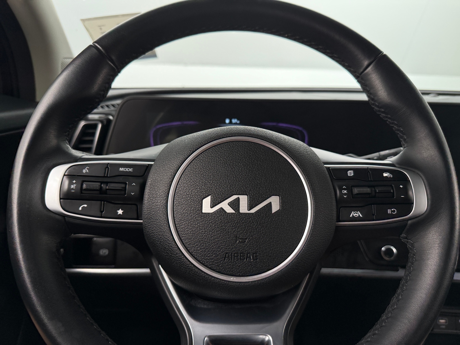 Thumbnail: 2025 Kia Sportage - 4