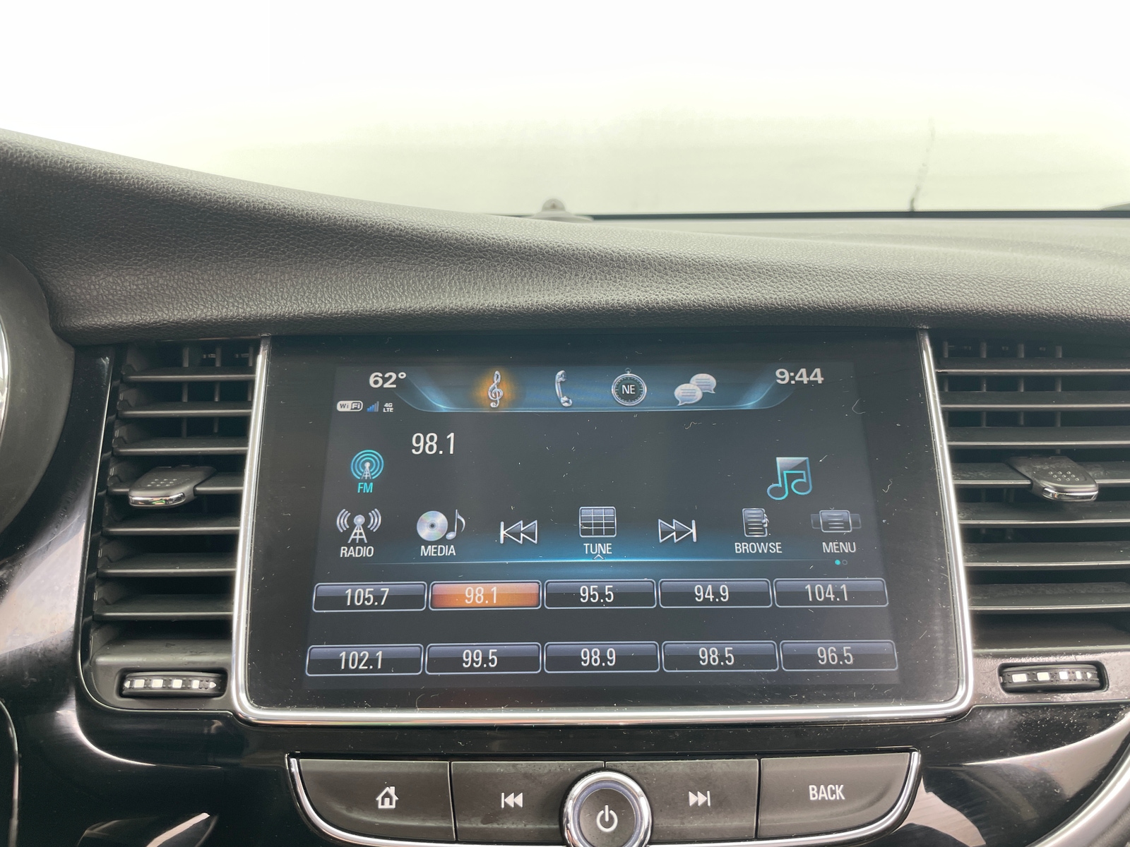 Thumbnail: 2018 Buick Encore - 3