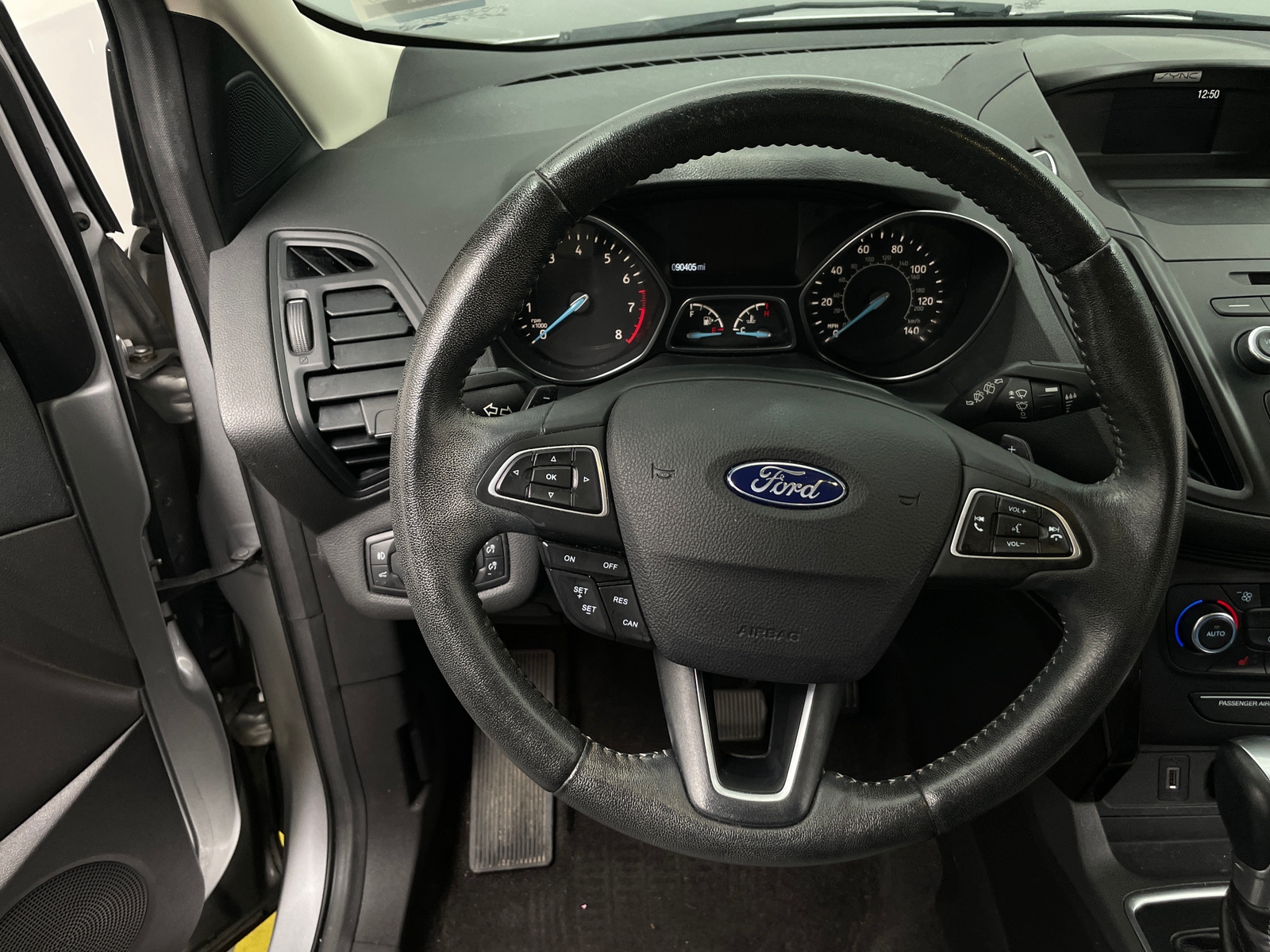Thumbnail: 2017 Ford Escape - 4