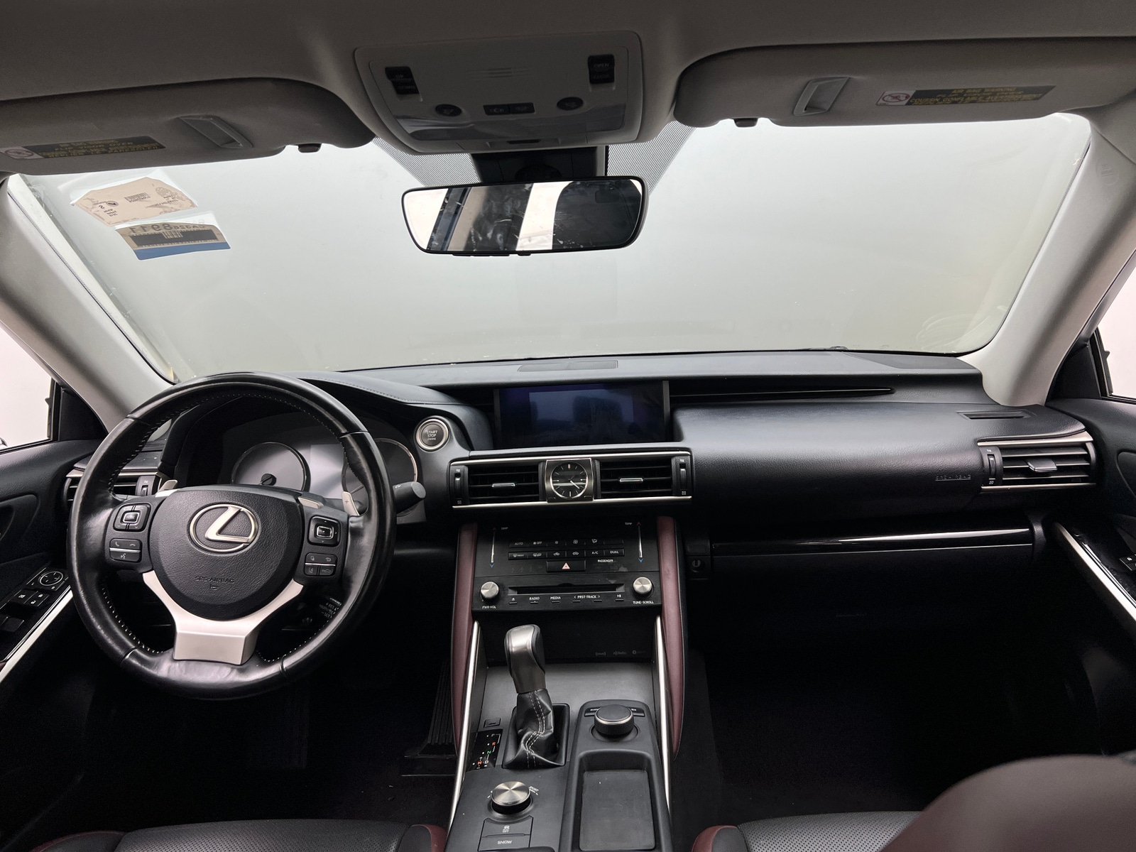 Thumbnail: 2018 Lexus IS - 2