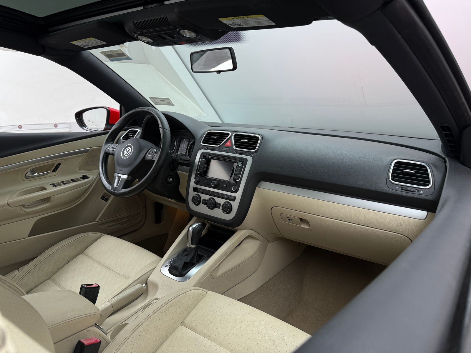 Thumbnail: 2015 Volkswagen Eos - 2