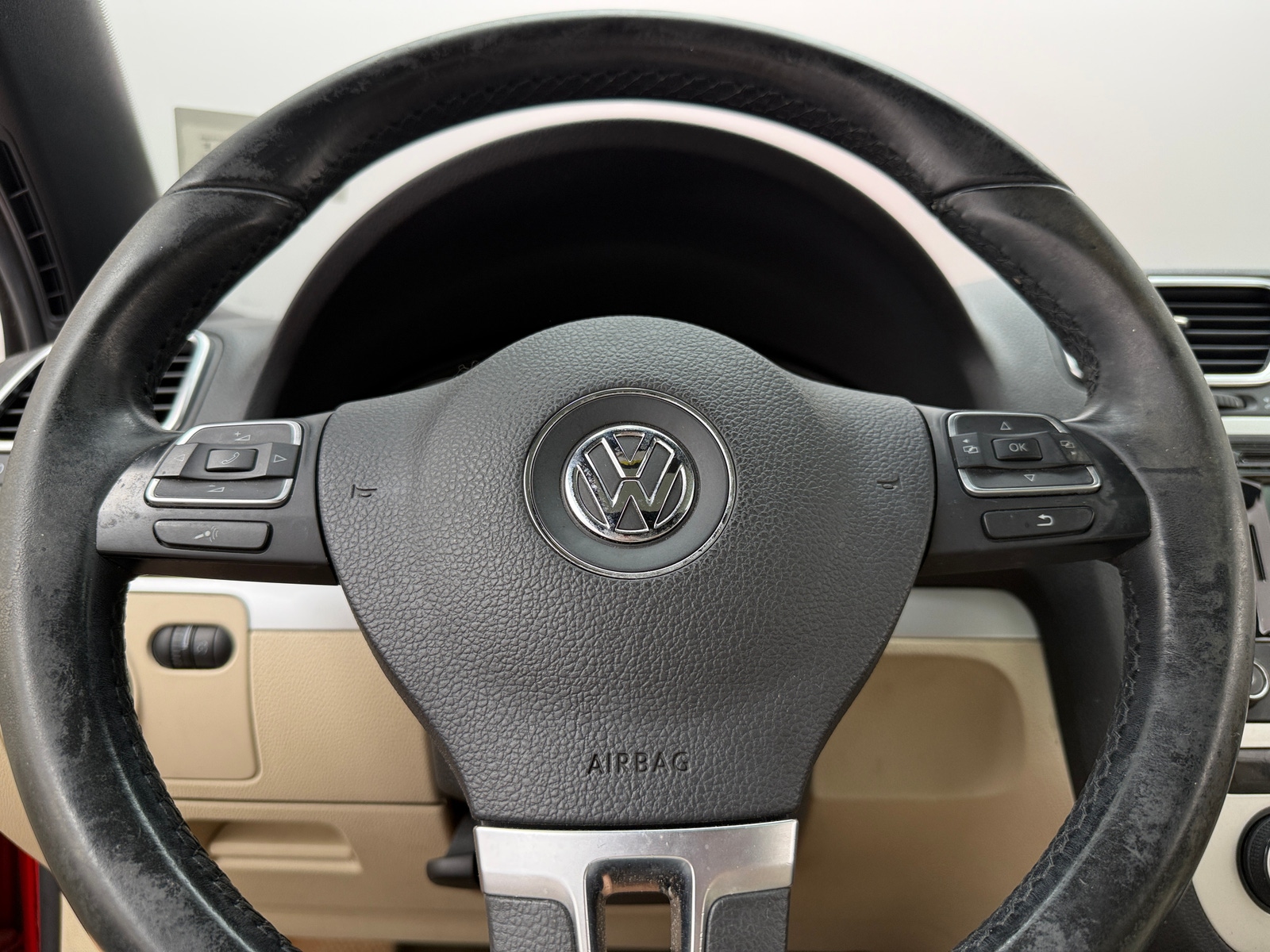 Thumbnail: 2015 Volkswagen Eos - 4