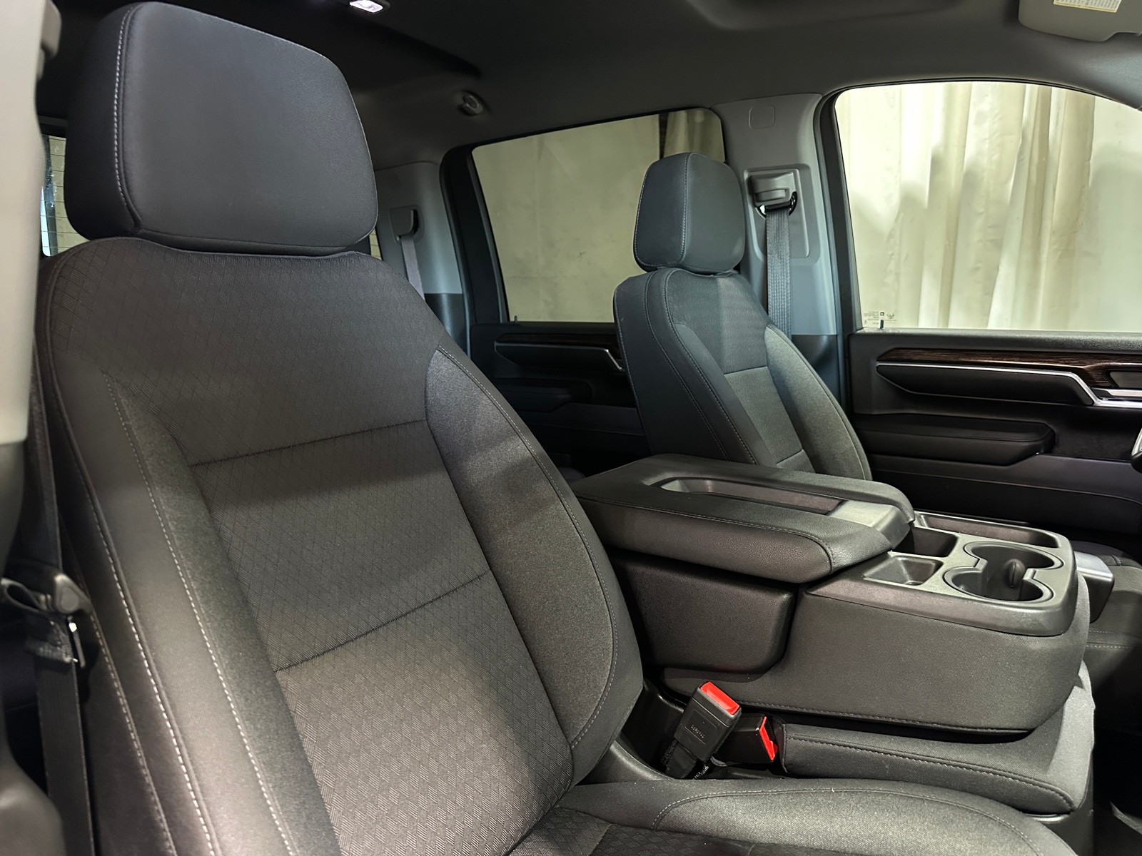 Thumbnail: 2024 GMC Sierra 2500 - 2