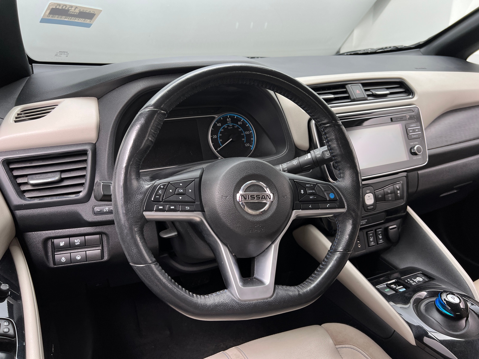 Thumbnail: 2018 Nissan Leaf - 4