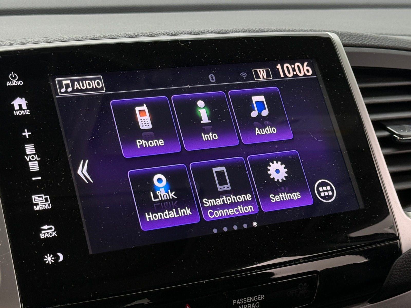 Thumbnail: 2018 Honda Pilot - 3