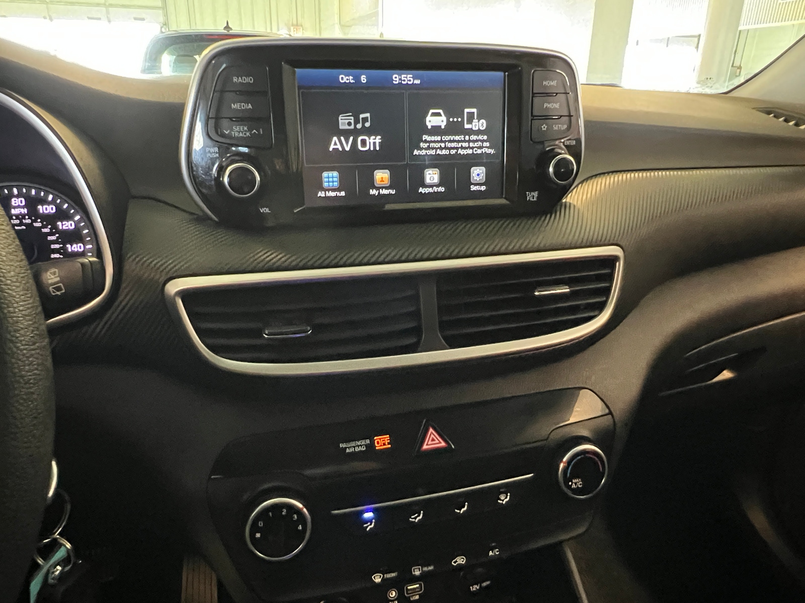 Thumbnail: 2019 Hyundai Tucson - 4