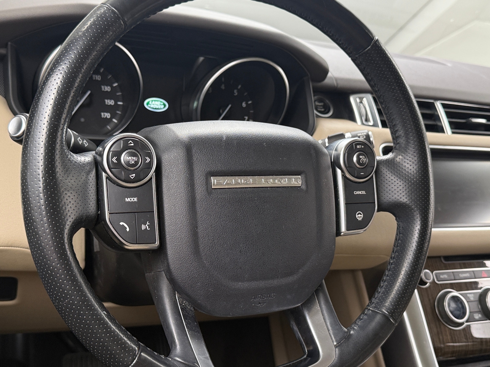 Thumbnail: 2016 Land Rover Range Rover Sport - 4