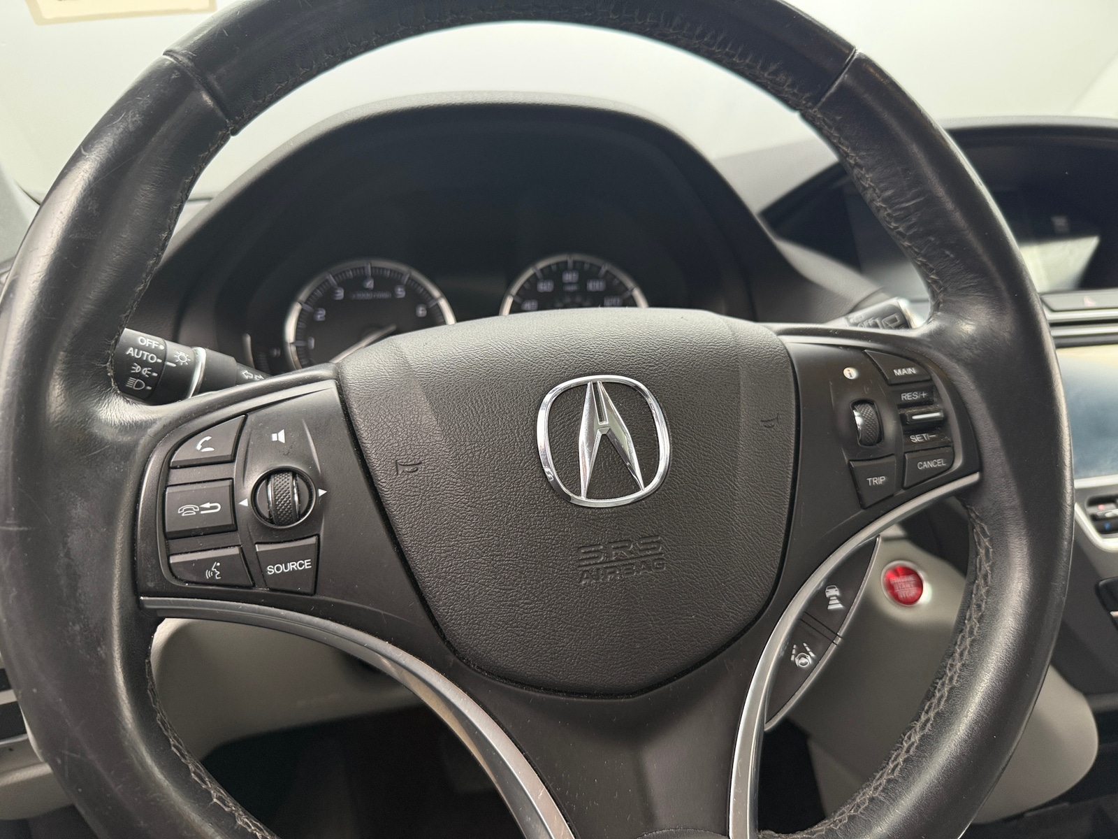 Thumbnail: 2018 Acura MDX - 4