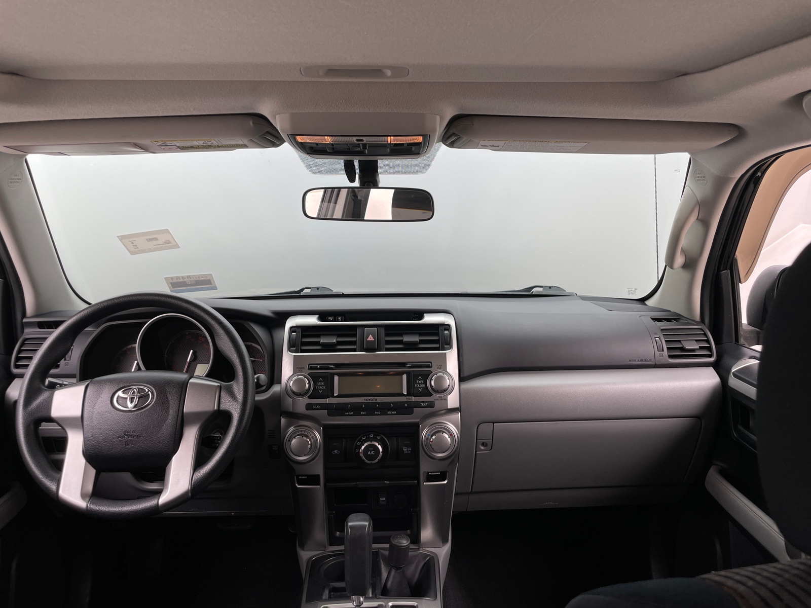 Thumbnail: 2010 Toyota 4Runner - 3
