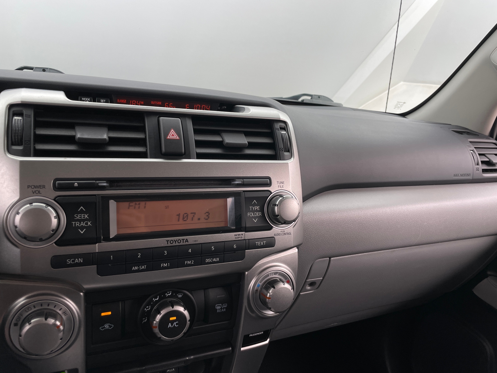 Thumbnail: 2010 Toyota 4Runner - 4