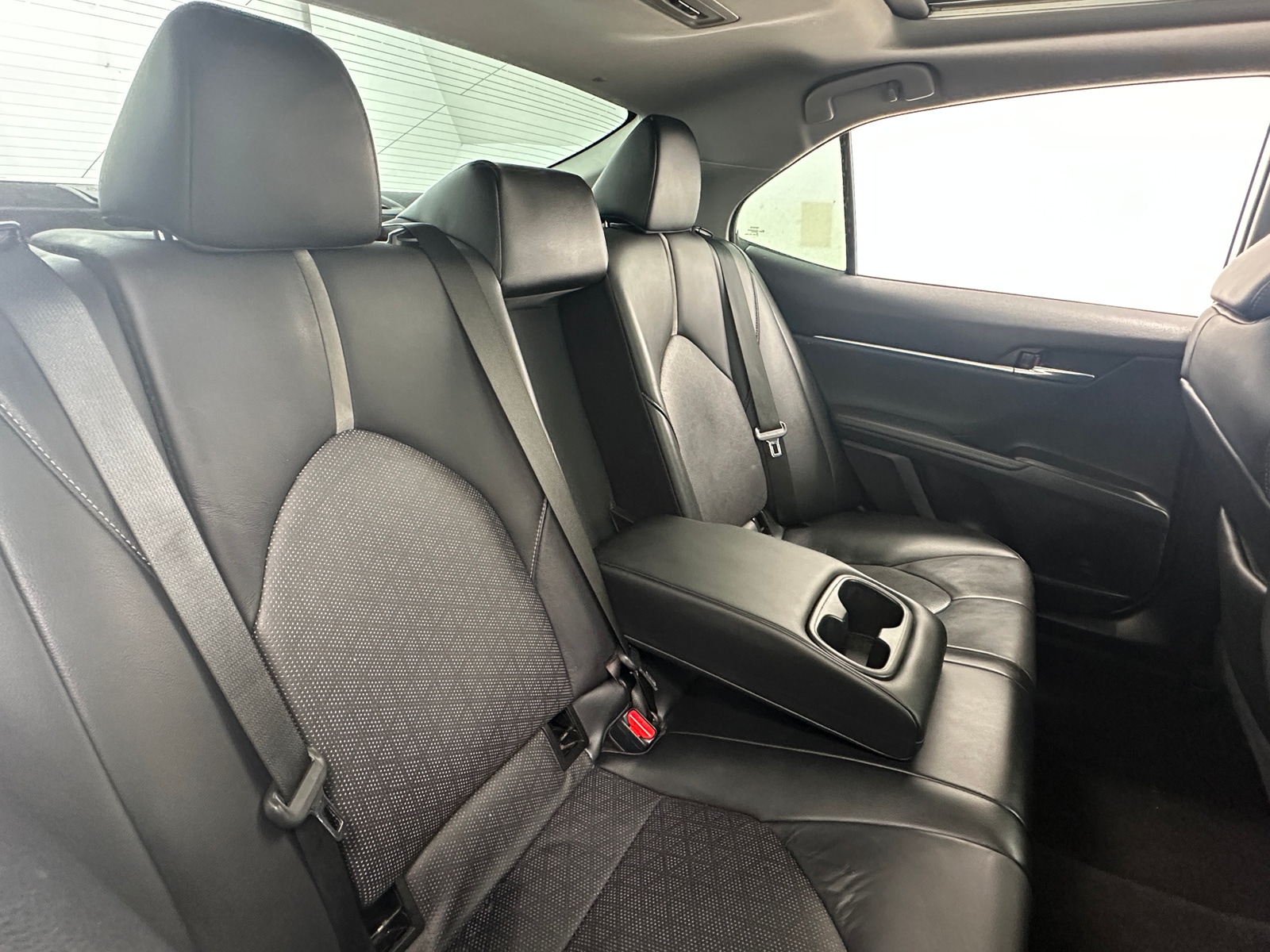 Thumbnail: 2021 Toyota Camry - 5