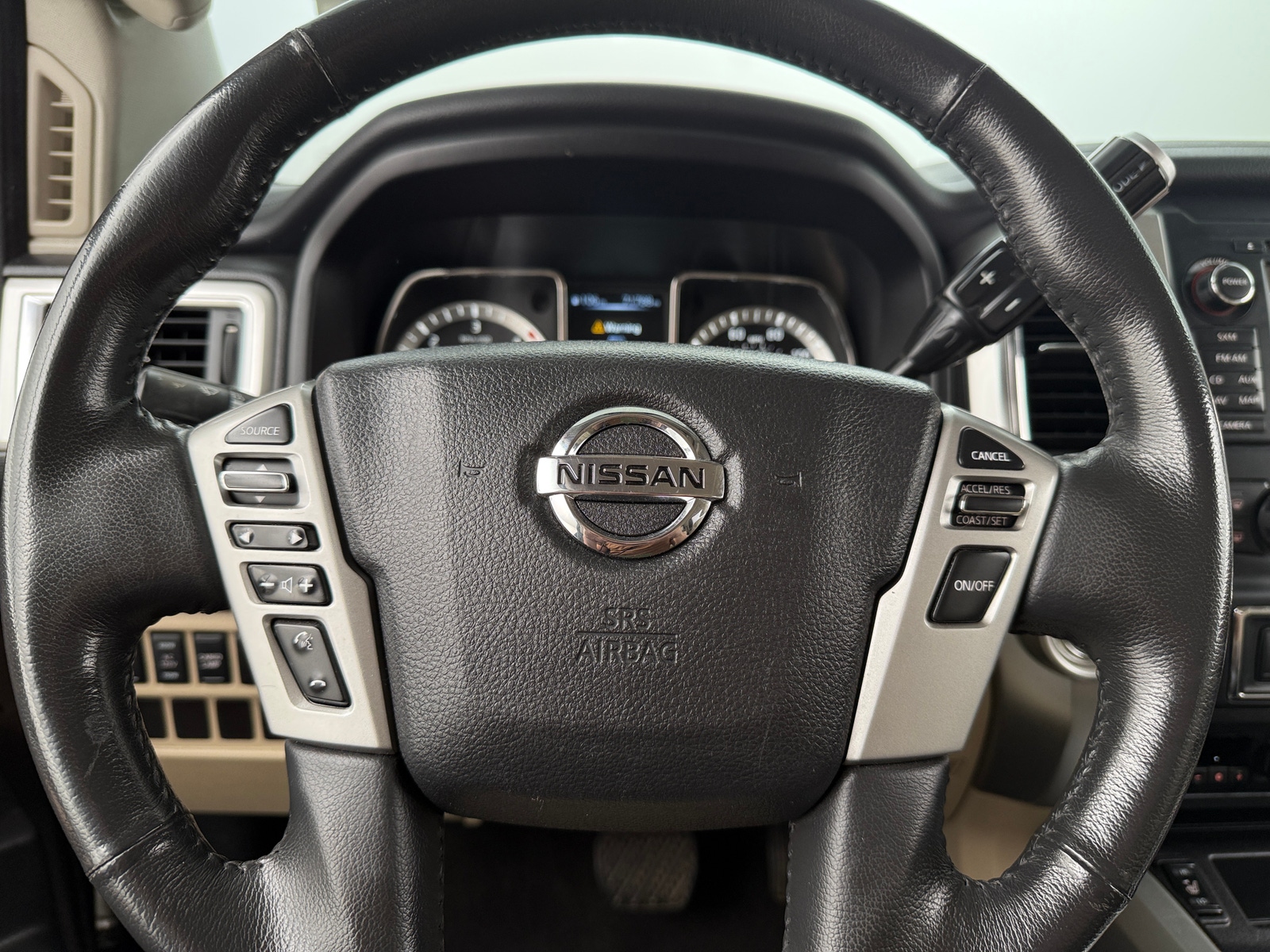 Thumbnail: 2016 Nissan Titan - 5