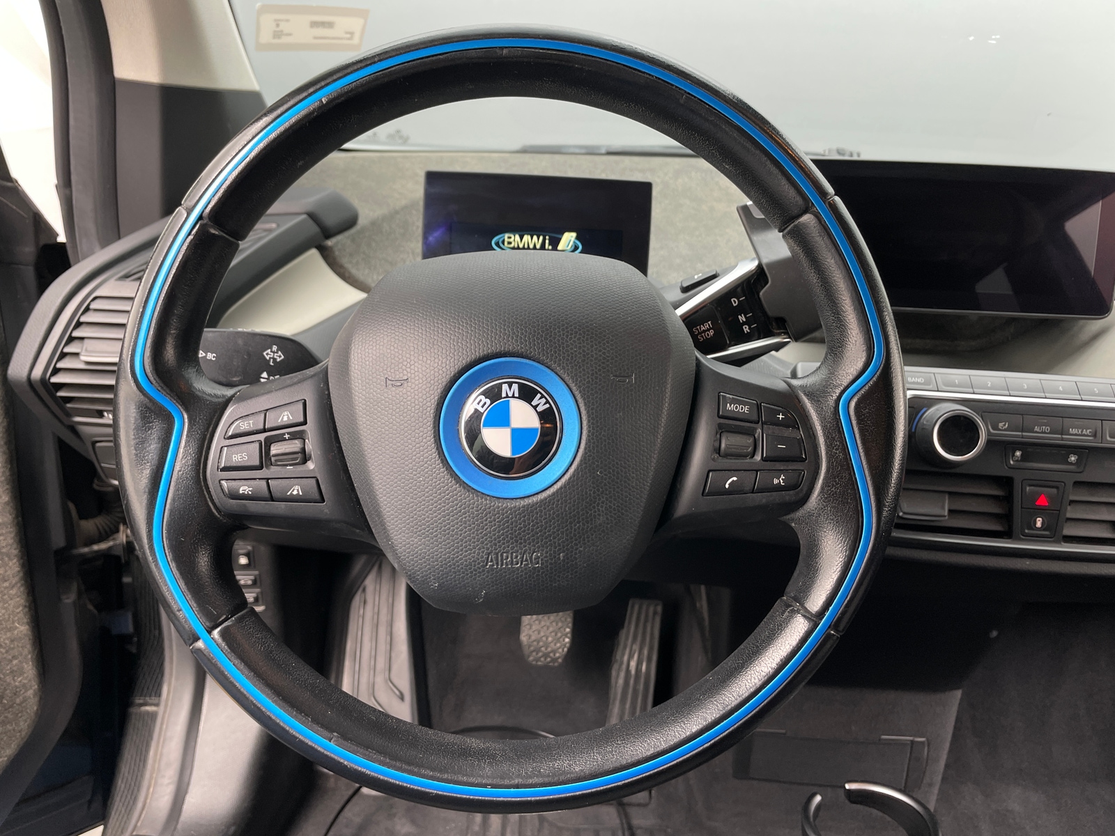 Thumbnail: 2018 BMW i3 - 5