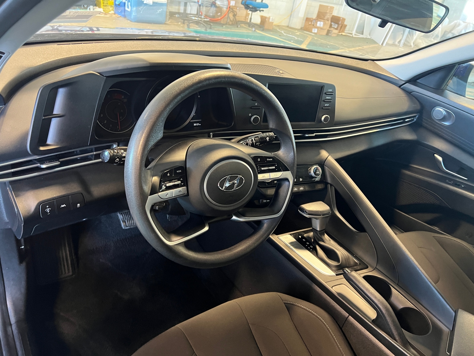 Thumbnail: 2021 Hyundai Elantra - 3