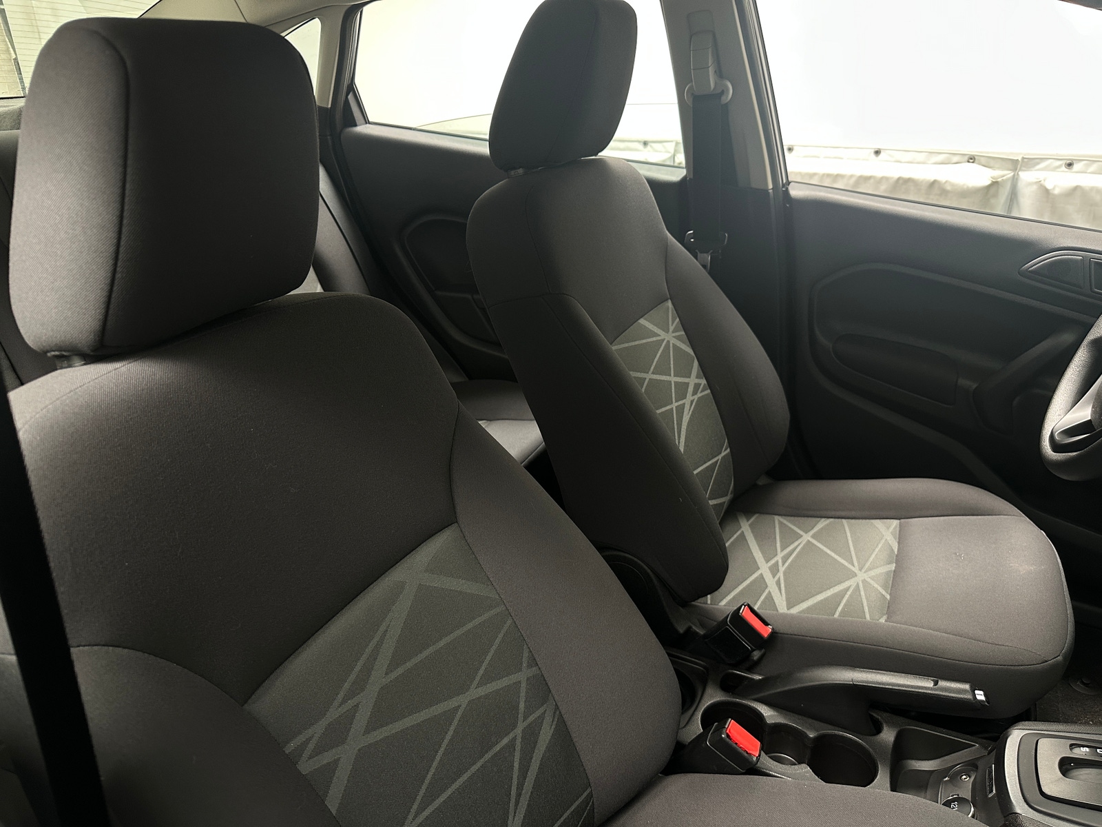 Thumbnail: 2015 Ford Fiesta - 2