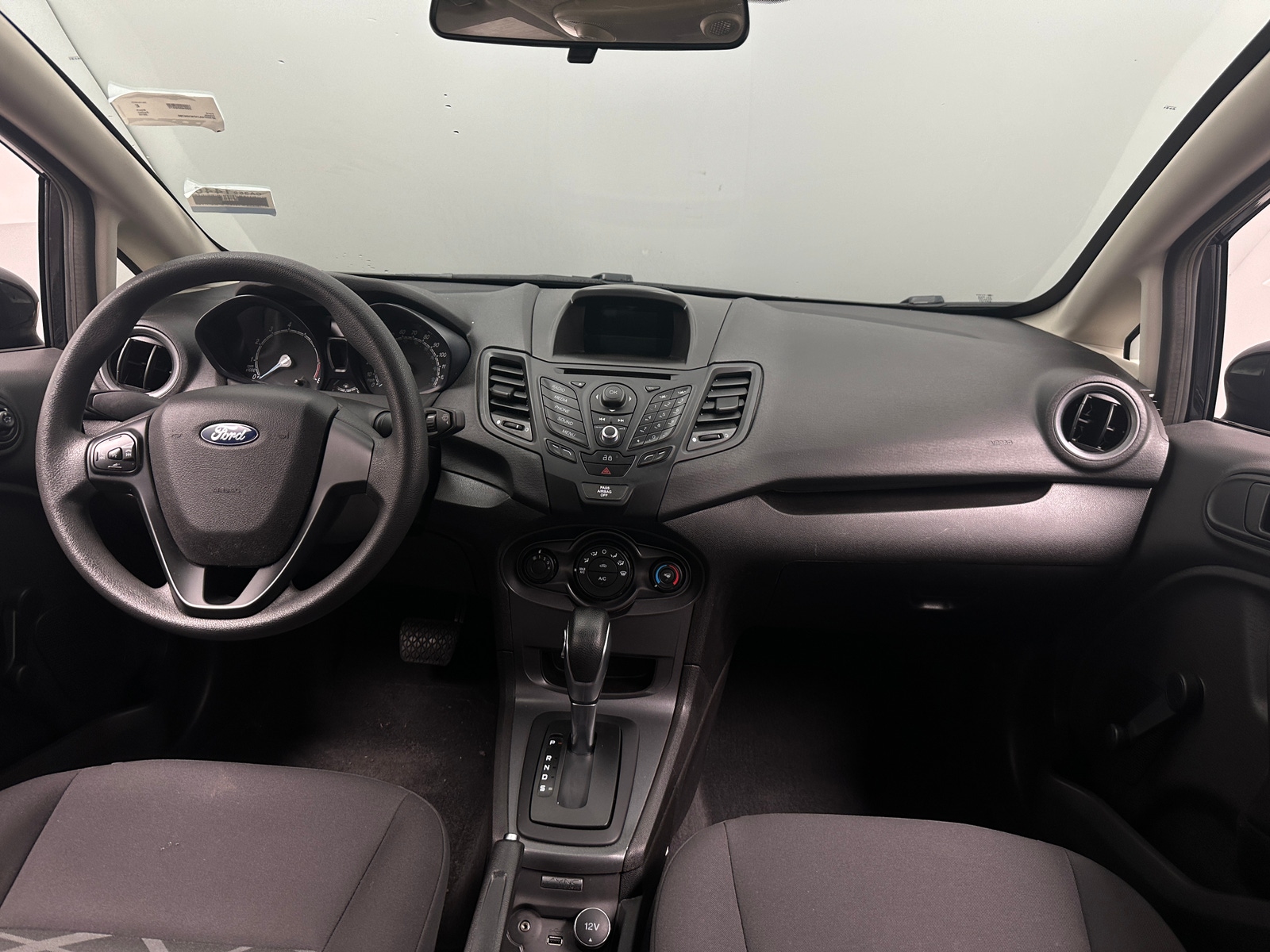 Thumbnail: 2015 Ford Fiesta - 3