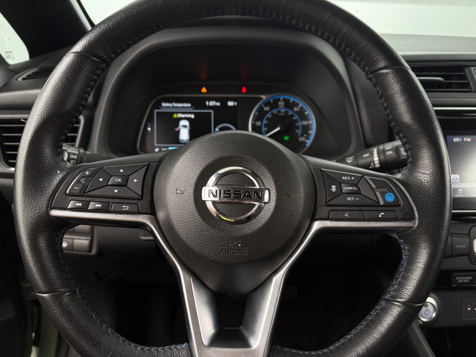 Thumbnail: 2018 Nissan Leaf - 5