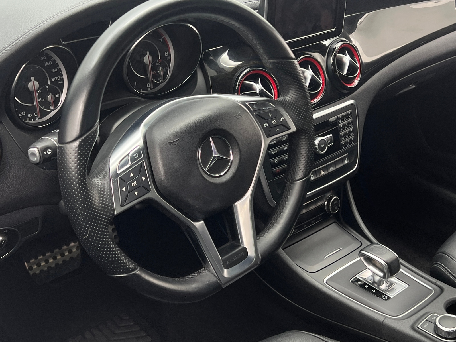 Thumbnail: 2014 Mercedes-Benz CLA - 3