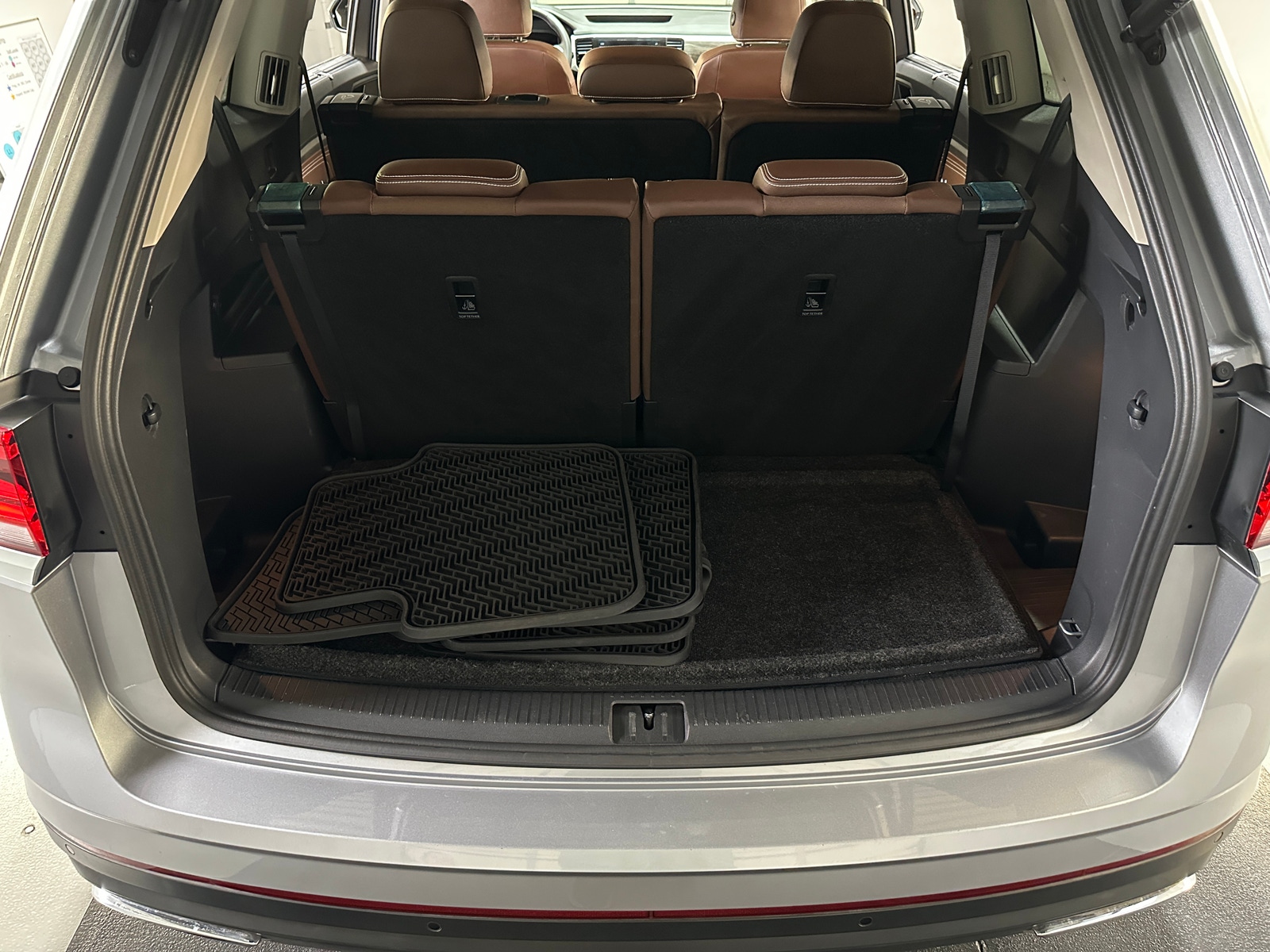Thumbnail: 2023 Volkswagen Atlas - 6