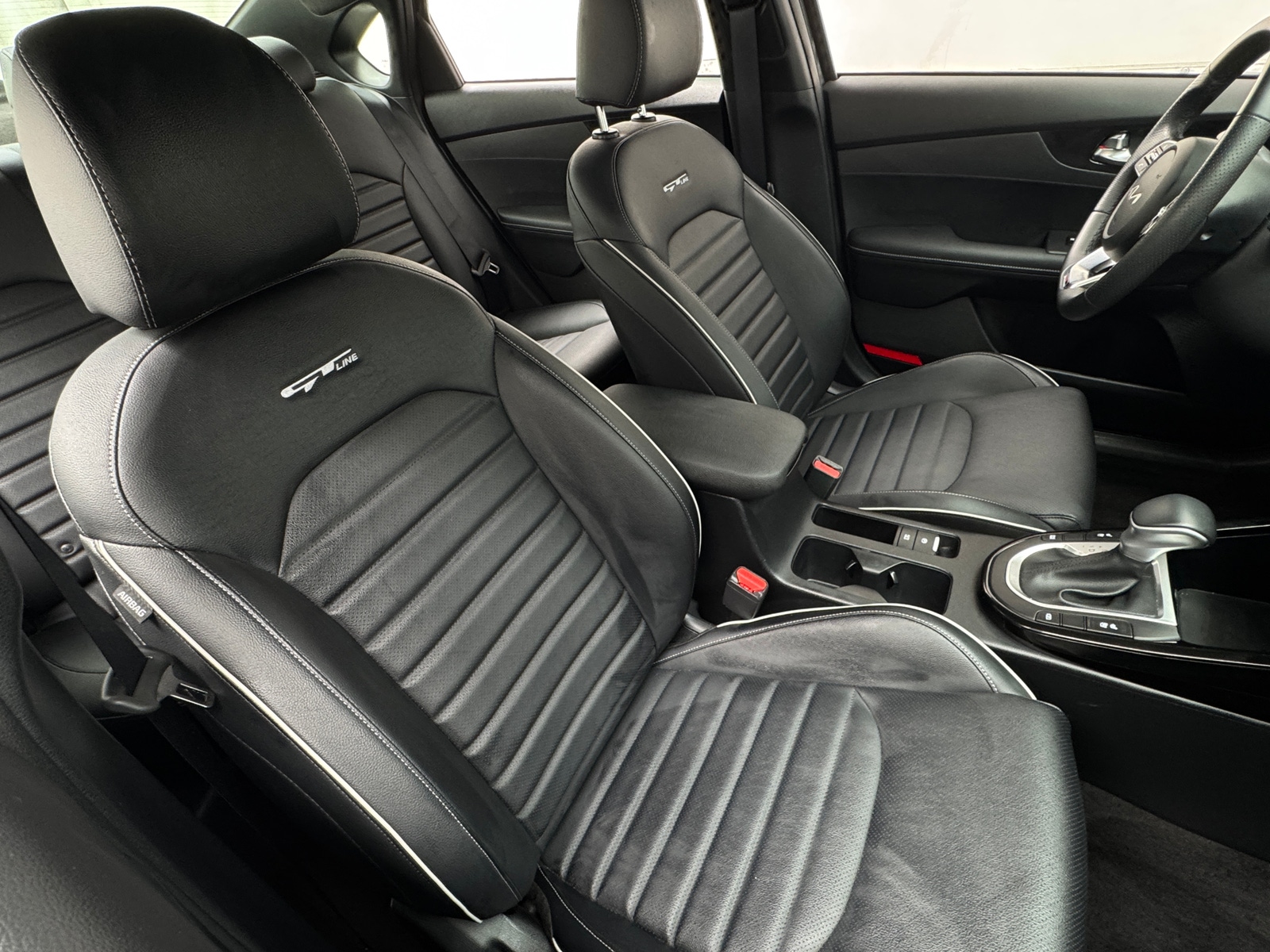 Thumbnail: 2024 Kia Forte - 2