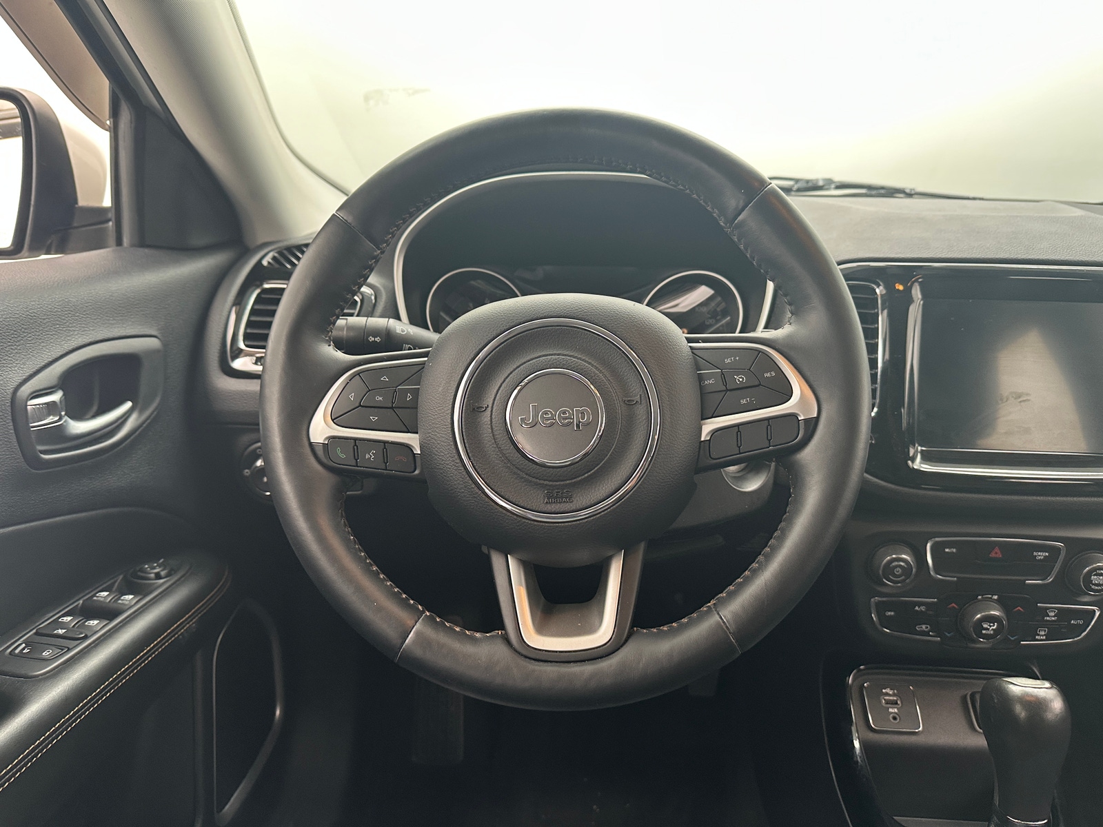 Thumbnail: 2019 Jeep Compass - 4