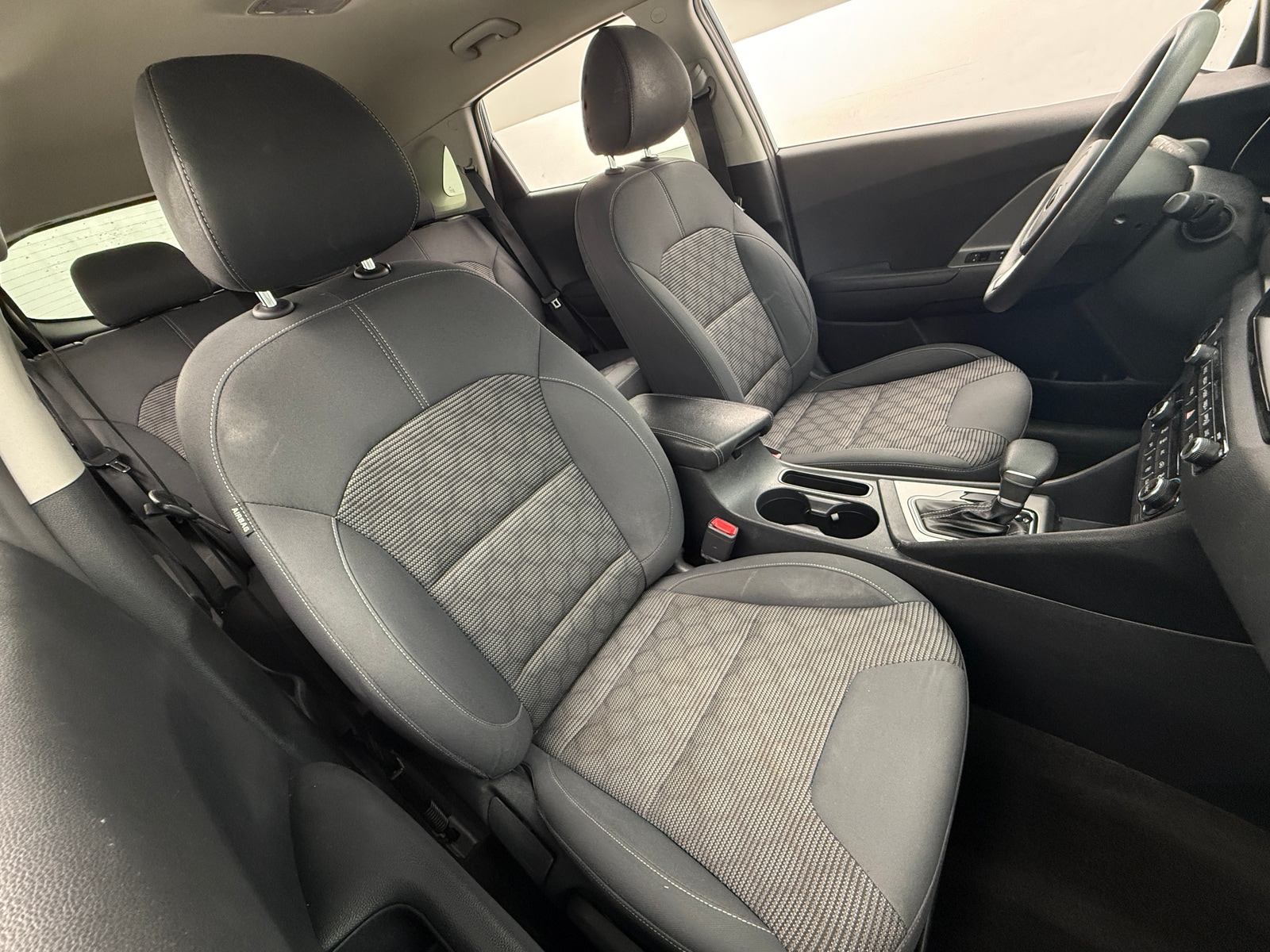 Thumbnail: 2019 Kia Niro - 2