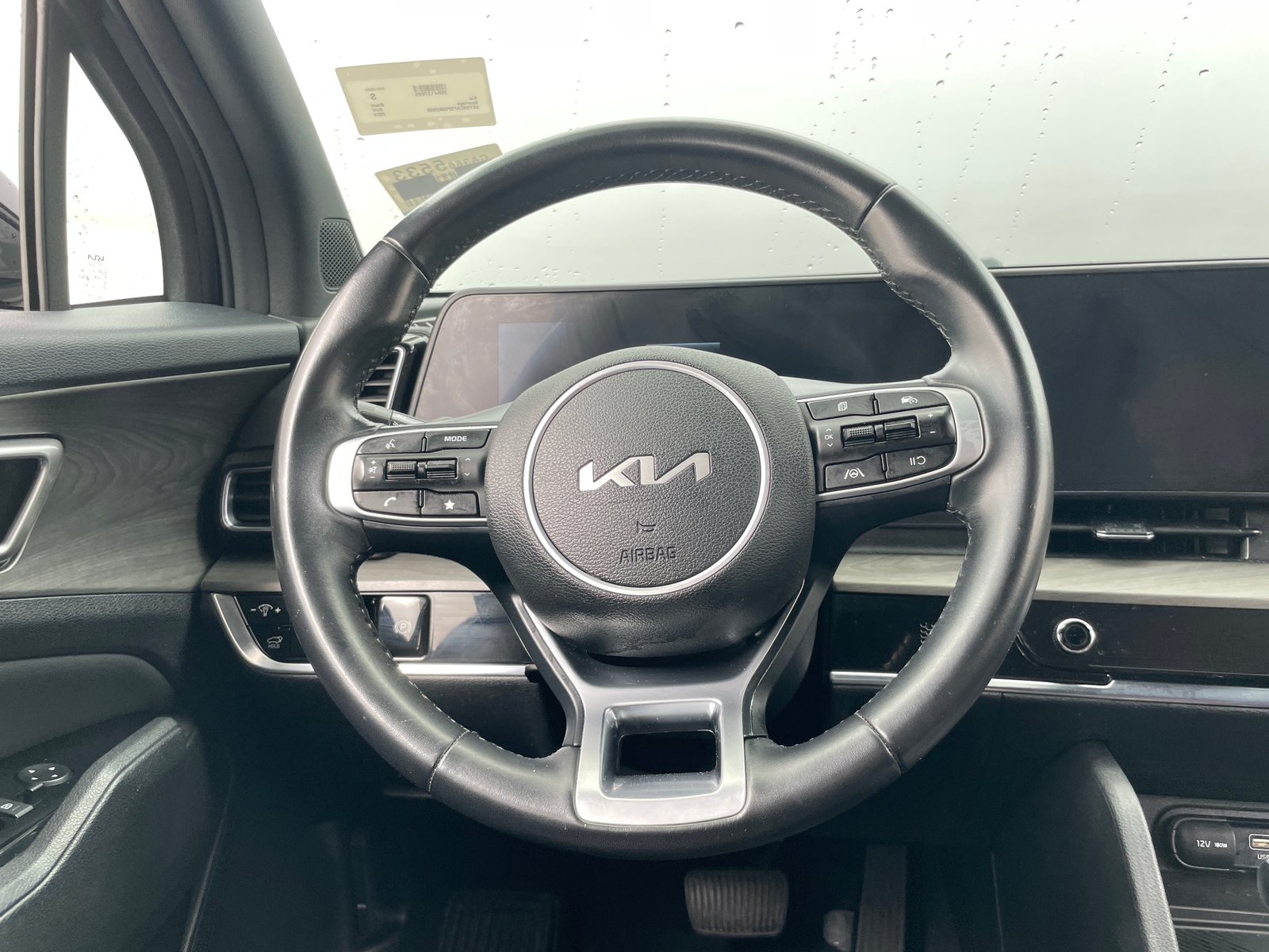 Thumbnail: 2023 Kia Sportage - 4