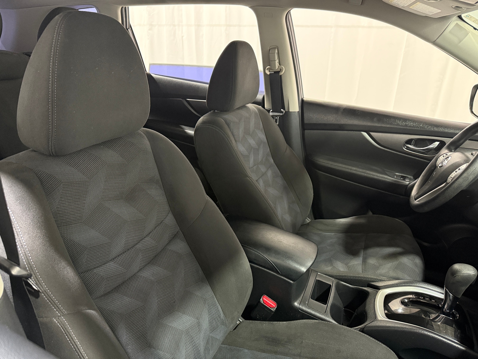 Thumbnail: 2015 Nissan Rogue - 2