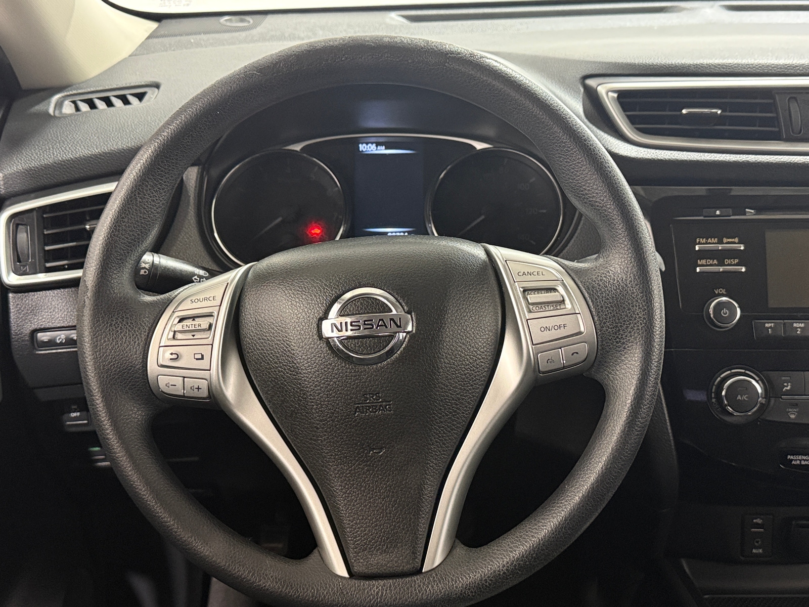 Thumbnail: 2015 Nissan Rogue - 5