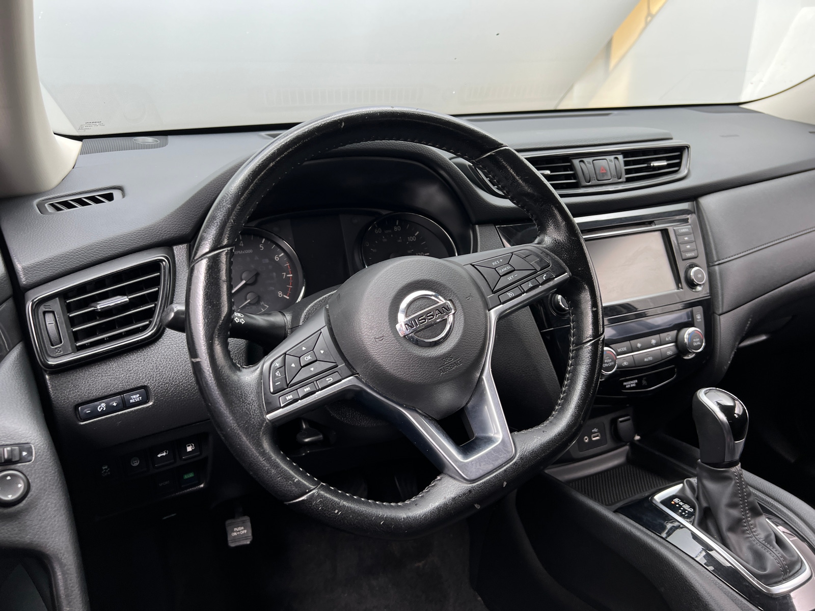 Thumbnail: 2020 Nissan Rogue - 5