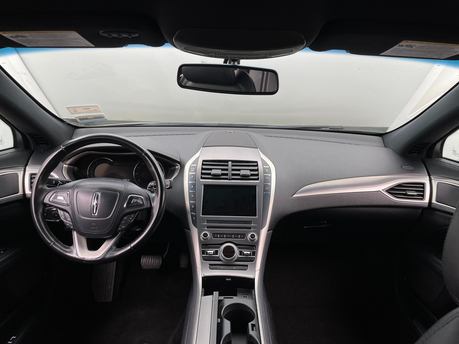 Thumbnail: 2017 Lincoln MKZ - 2