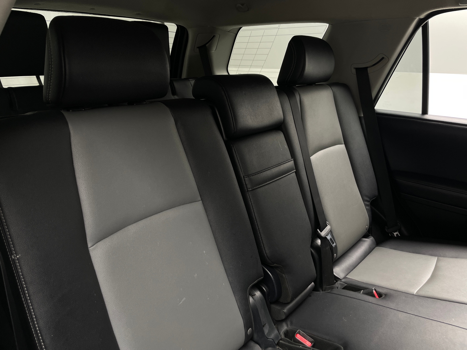 Thumbnail: 2018 Toyota 4Runner - 6