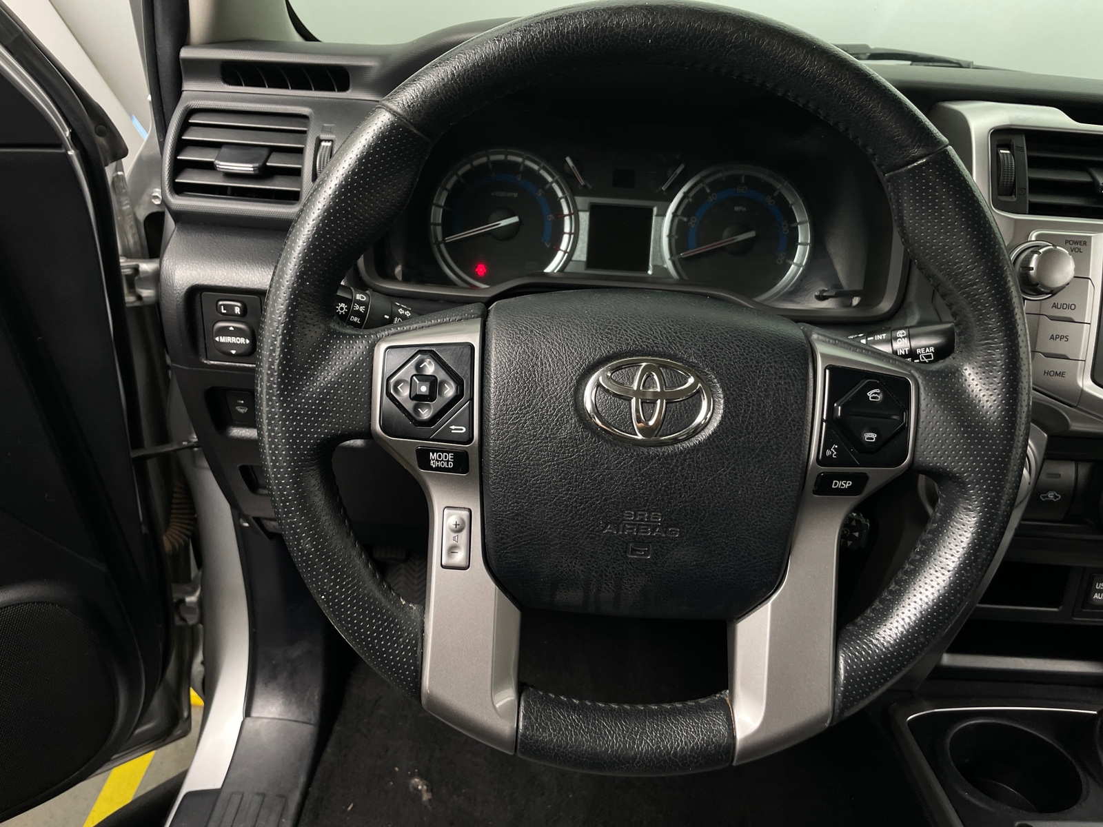 Thumbnail: 2018 Toyota 4Runner - 5